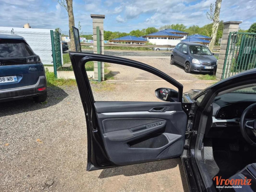 Volkswagen Golf 2.0 TDI 115cv SCR LIFE BUSINESS DSG7 14575 Hors Taxes 1ére main