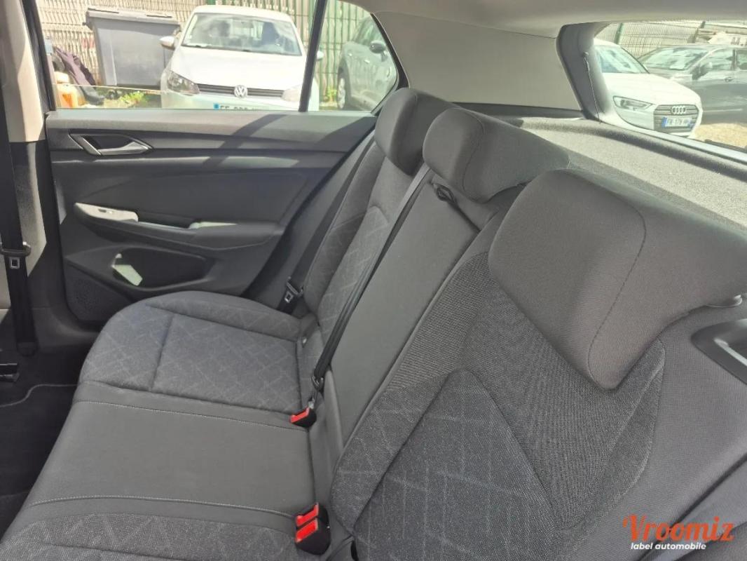 Volkswagen Golf 2.0 TDI 115cv SCR LIFE BUSINESS DSG7 14575 Hors Taxes 1ére main
