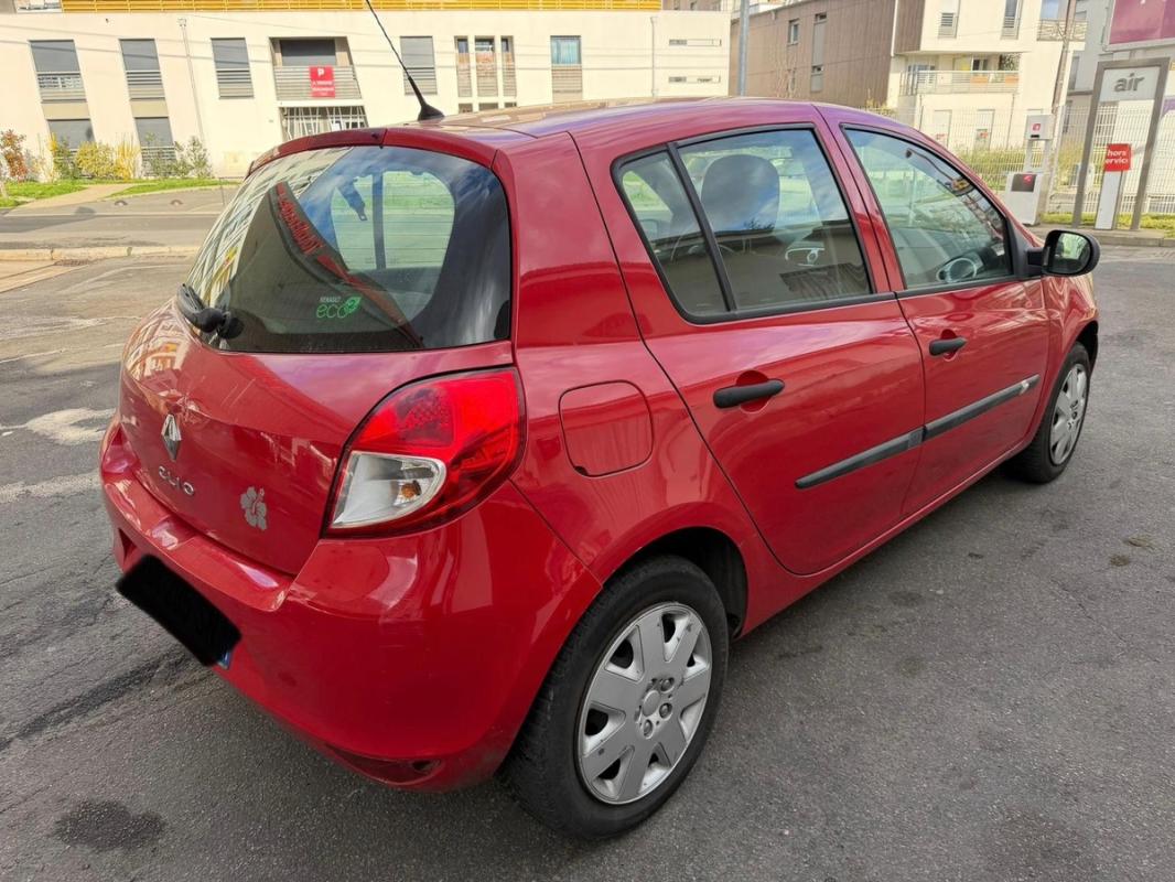 Renault Clio PHASE 2 1.2 i 16V eco2 75 cv PORT AUXILIAIRE CRITAIR PAIEMENT EN 4 ou 10 FOI