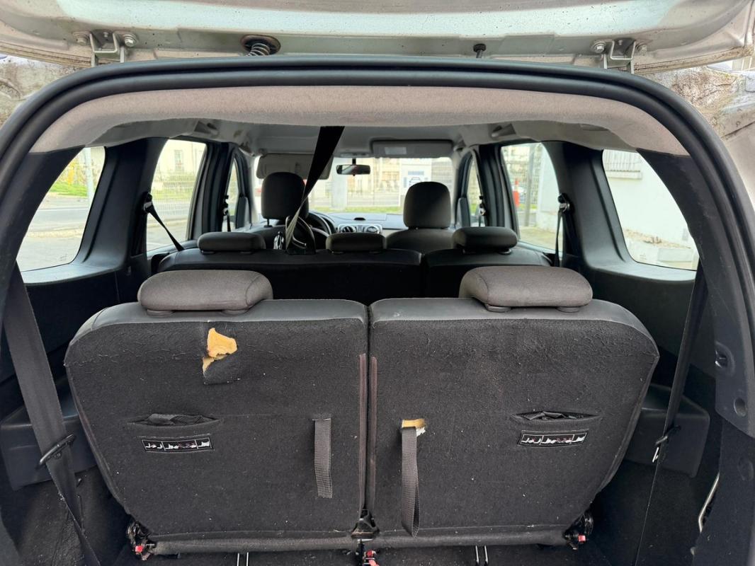 Dacia Lodgy 1.5 DCI 110 1ERE MAIN 7 PLACES RADAR DE RECUL PORT USB AUXILIAIRE PAIEMENT 4 OU 10 FOIS