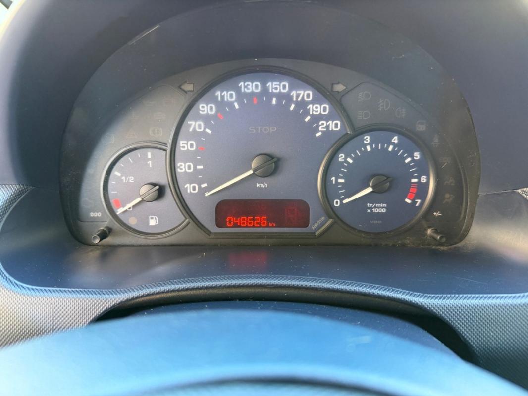 Peugeot 1007 1.4 i 75cv 48KM CERTIFIE SUIVI FACTURE REGULATEUR/LIMITEUR PAIEMENT 4 OU 10 FOIS