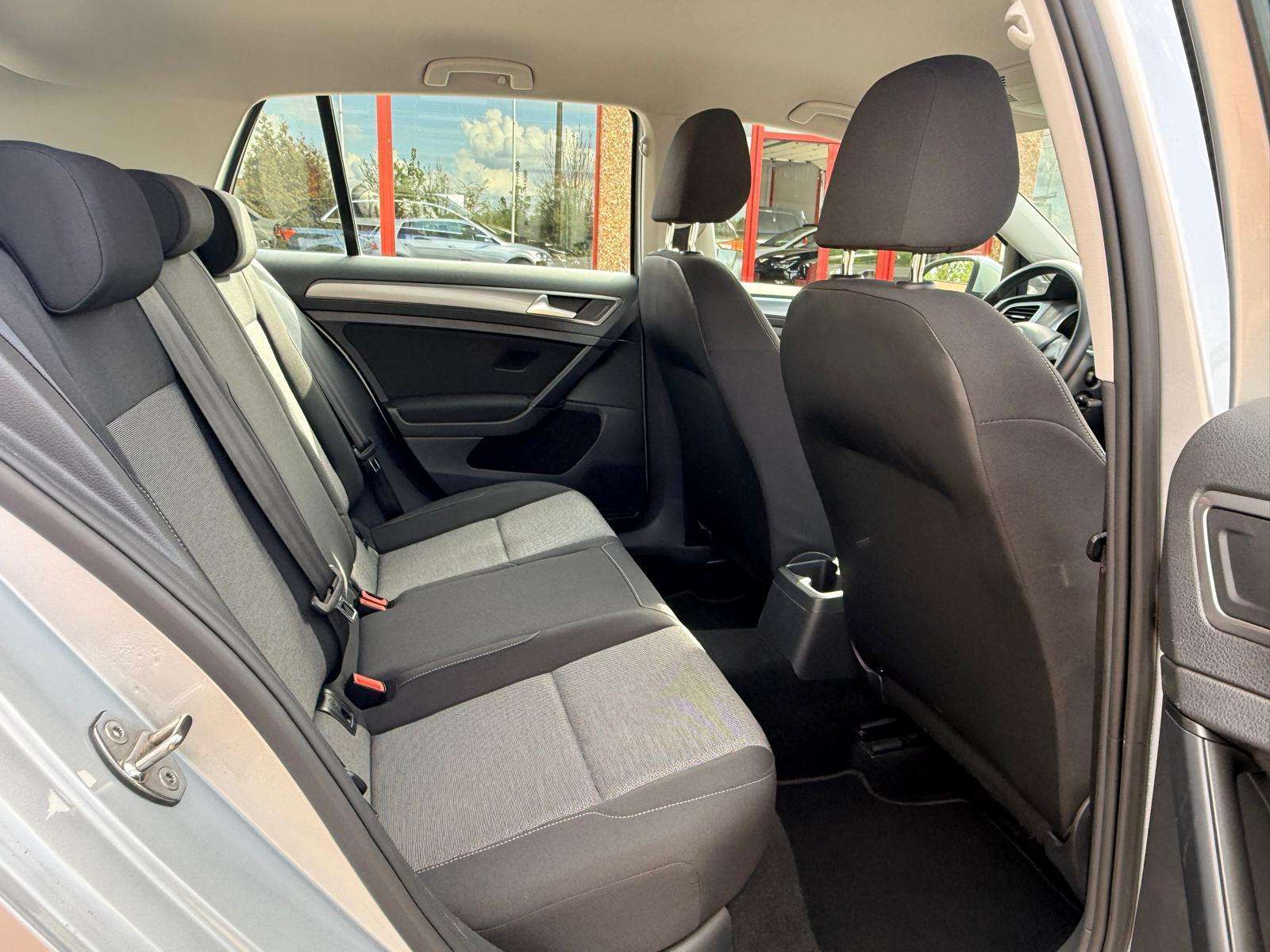 Volkswagen Golf 1.2TSI 5 PORTES  ESSENCE
