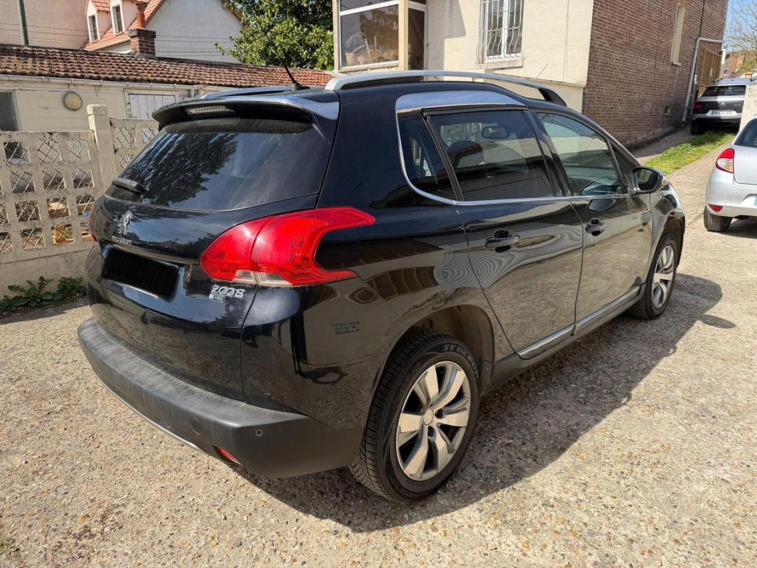 Peugeot 2008 1.6EHDI ALURE CARNET ENTRETIEN SUIVI KIT DISTRIBUTION NEUVE GPS PAIEMENT 4 OU 10 FOIS