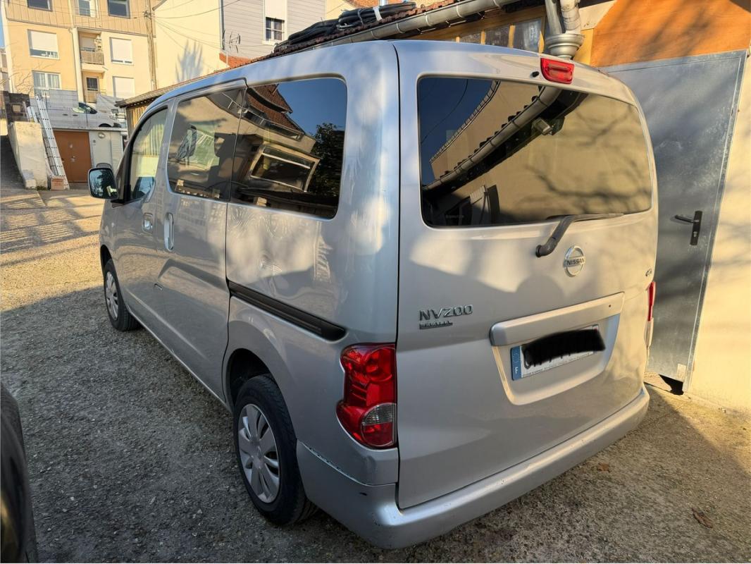 Nissan Nv200 7 PLACES 1ERE MAIN SUIVI NISSAN FACTURE LIBRE CAMERA RECUL PAIEMENT 4 OU 10 FOIS
