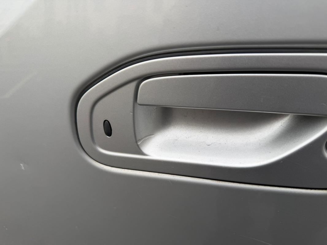 Nissan Nv200 7 PLACES 1ERE MAIN SUIVI NISSAN FACTURE LIBRE CAMERA RECUL PAIEMENT 4 OU 10 FOIS