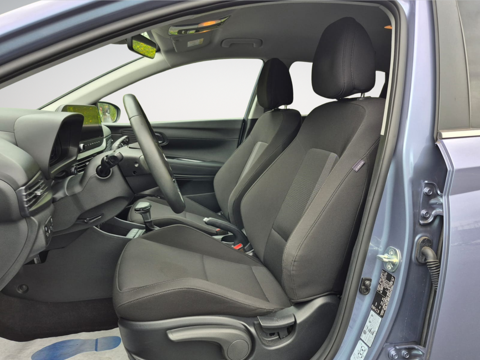 Hyundai i20 1.0 T-GDi MHEV Sky DCT - Automatique Faible KM - Garantie Constructeur - Disponible rapidement - Zone LEZ Ok 12/2034