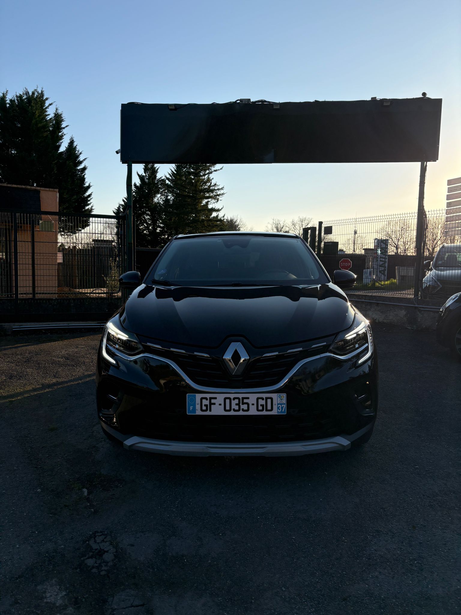 Renault Captur 1.6 E-TECH HYBRIDE RECHARGEABLE 160CV INTENSE