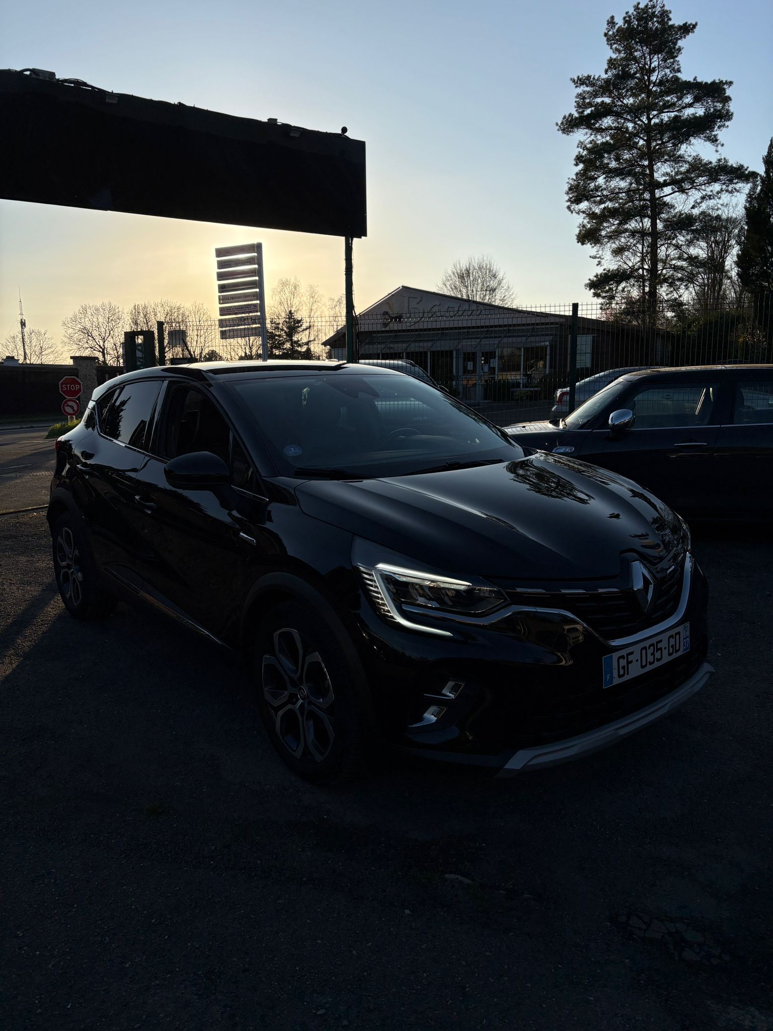 Renault Captur 1.6 E-TECH HYBRIDE RECHARGEABLE 160CV INTENSE