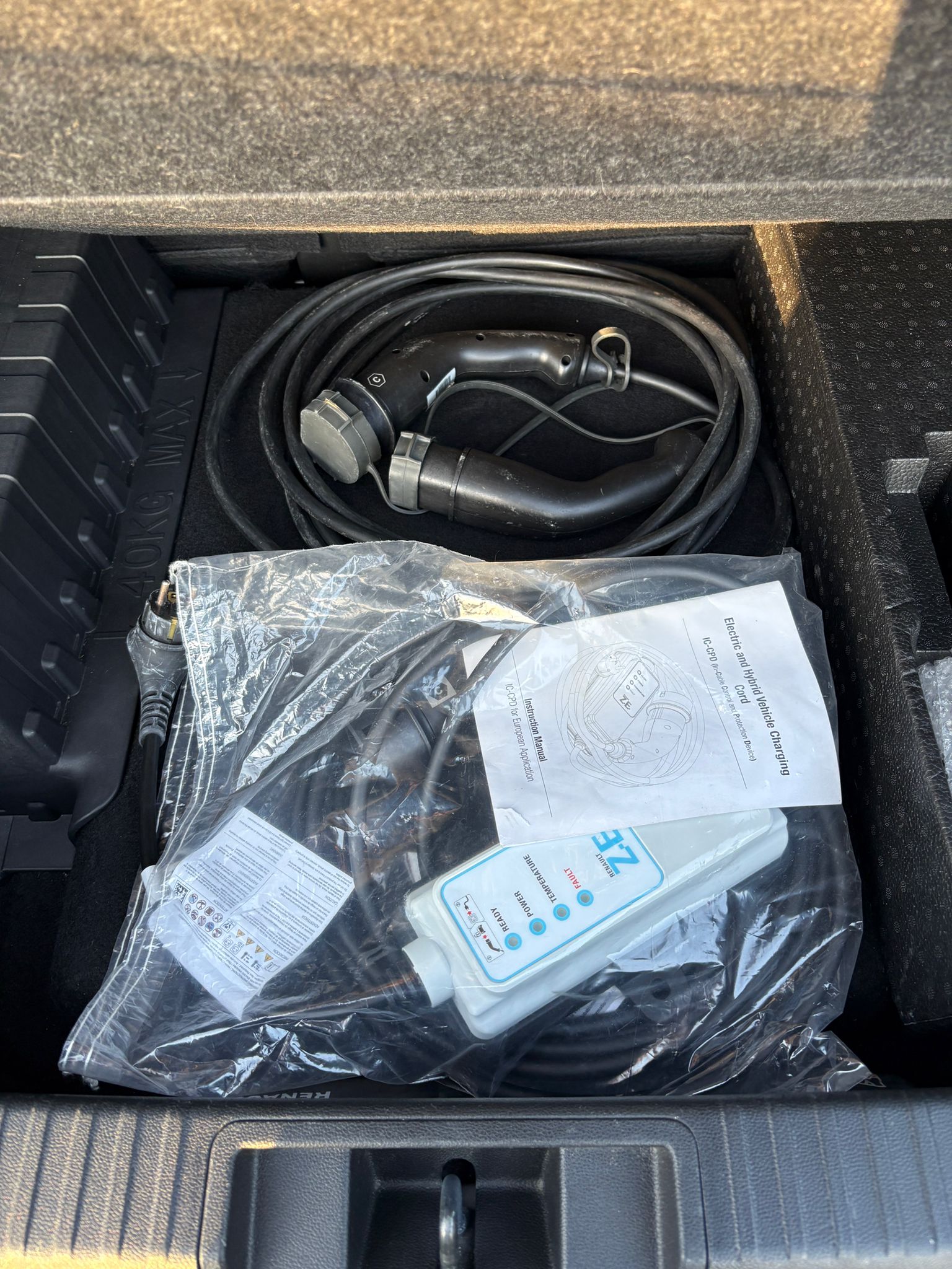 Renault Captur 1.6 E-TECH HYBRIDE RECHARGEABLE 160CV INTENSE