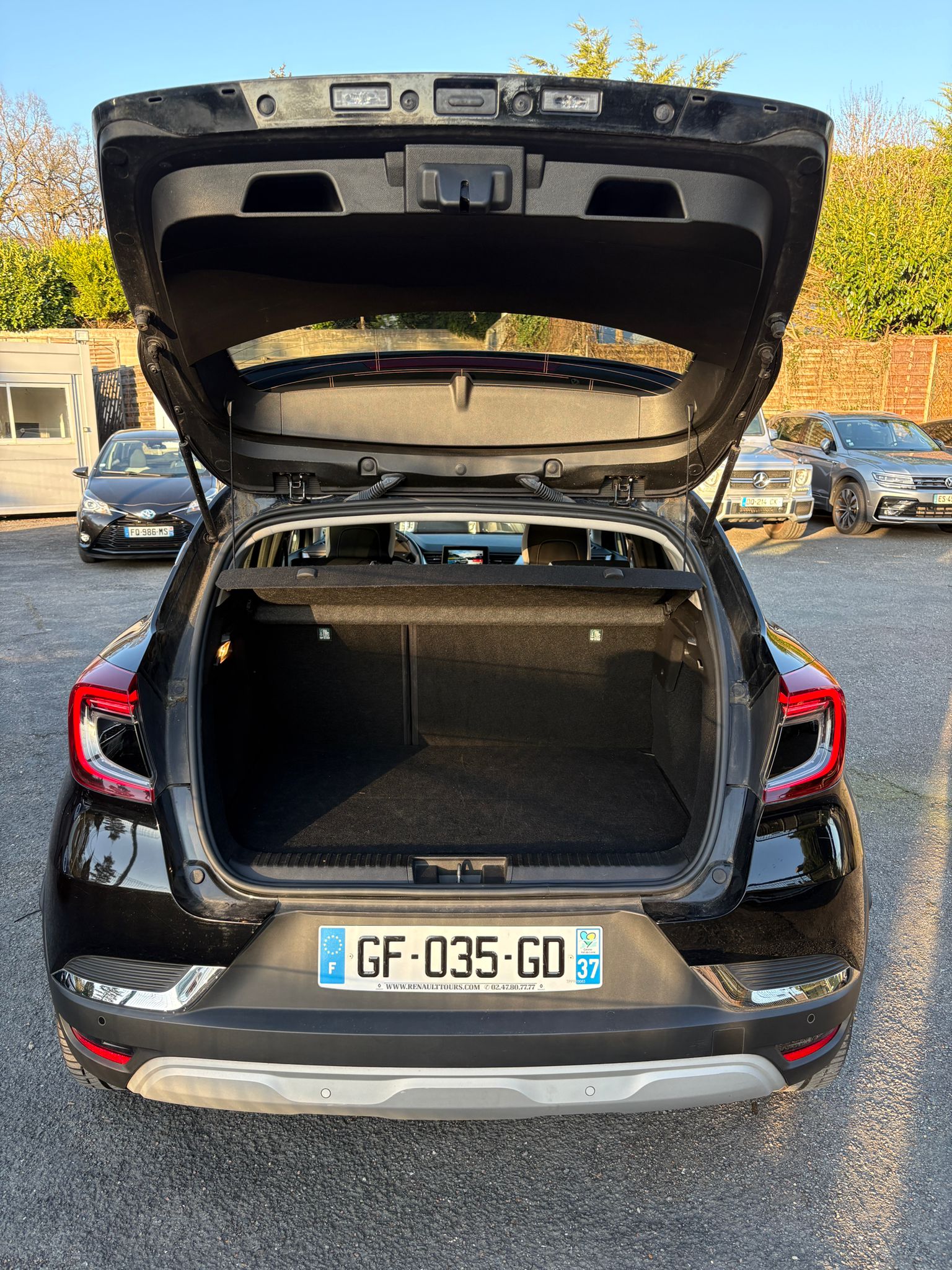 Renault Captur 1.6 E-TECH HYBRIDE RECHARGEABLE 160CV INTENSE