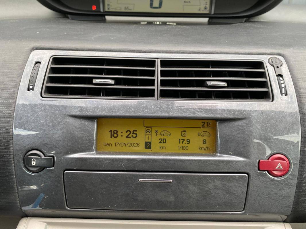 Citroen C4 2.0 HDi138 FAP Exclusive BA
