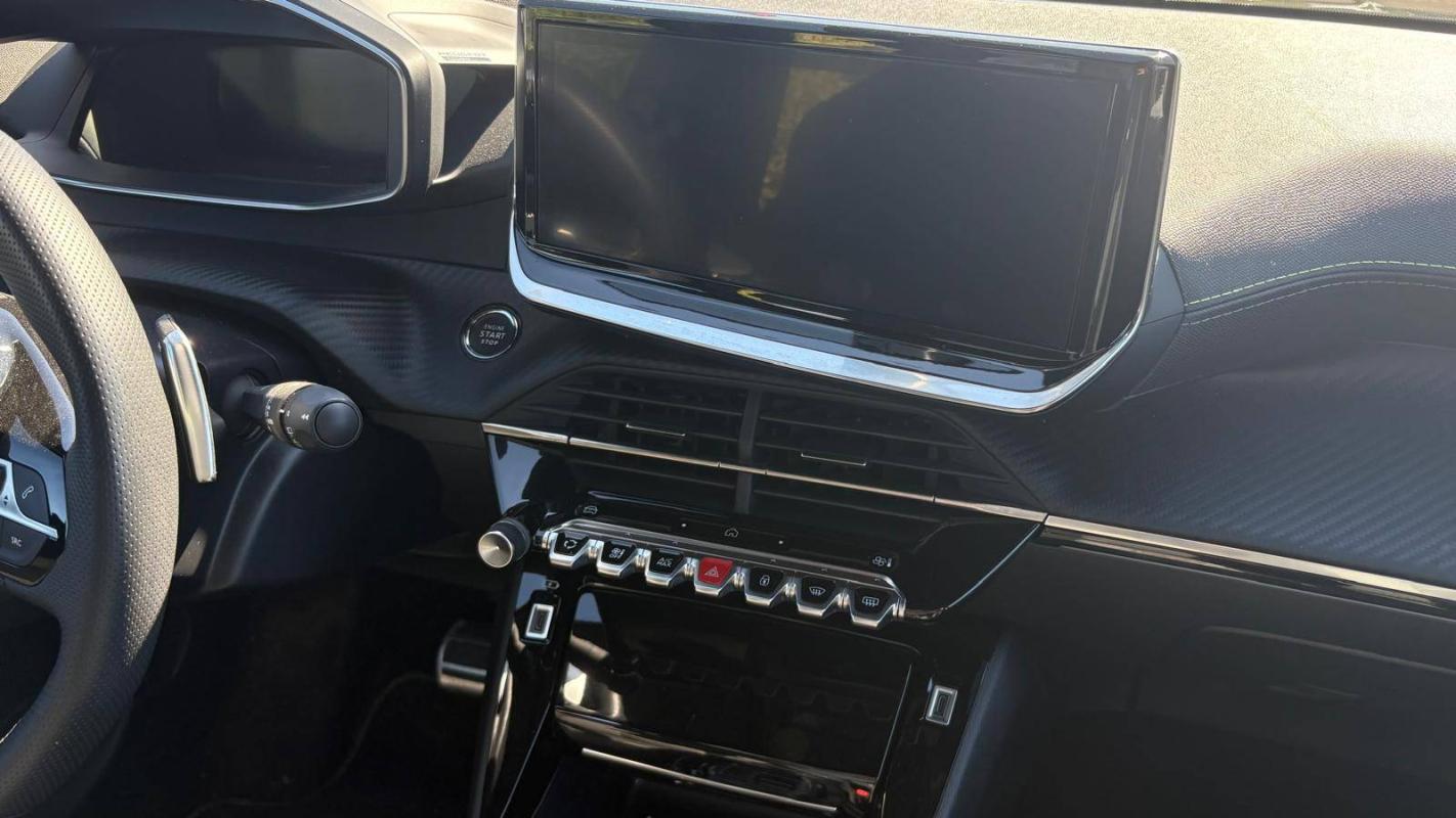 Peugeot 2008 Hybrid 136 ch
