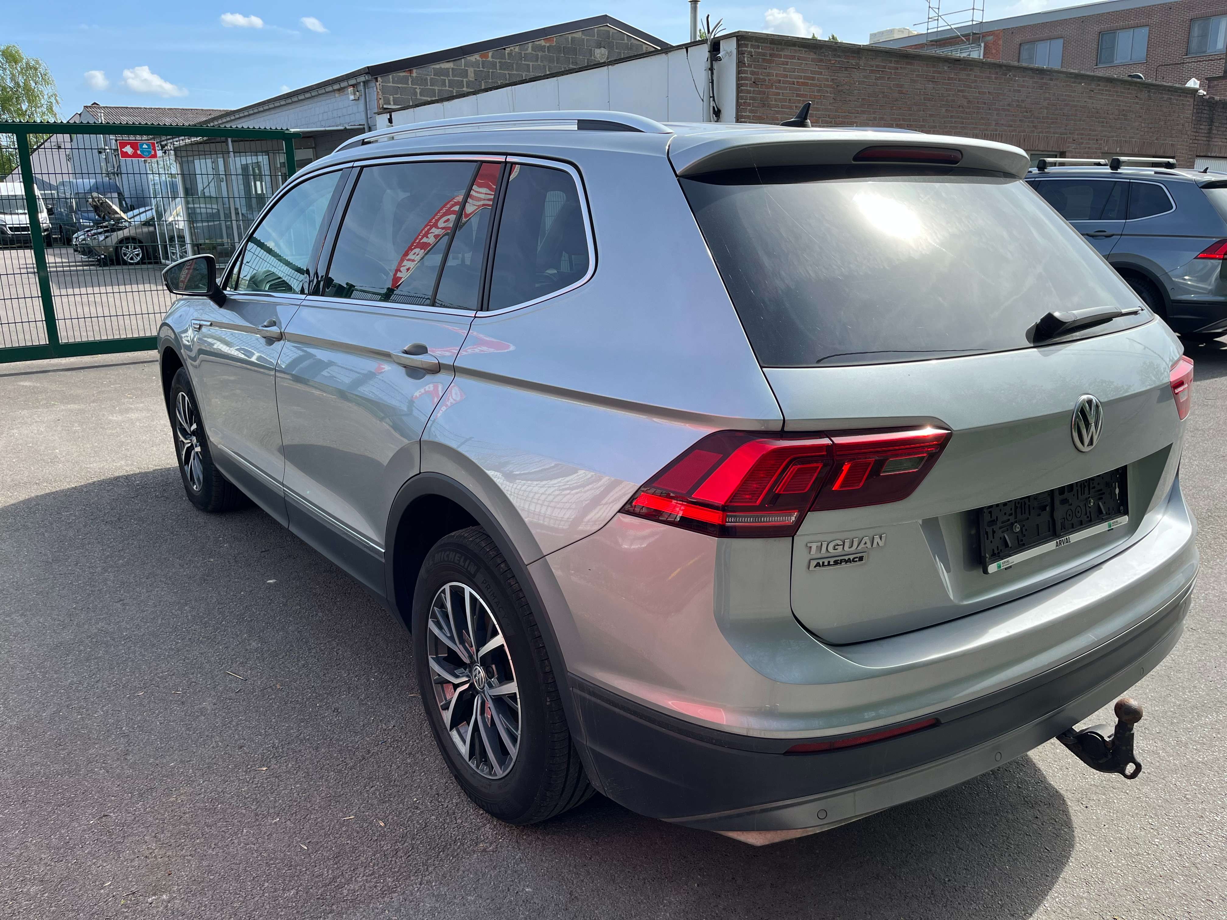 Volkswagen Tiguan Platinum-17315€+BTW/TVA