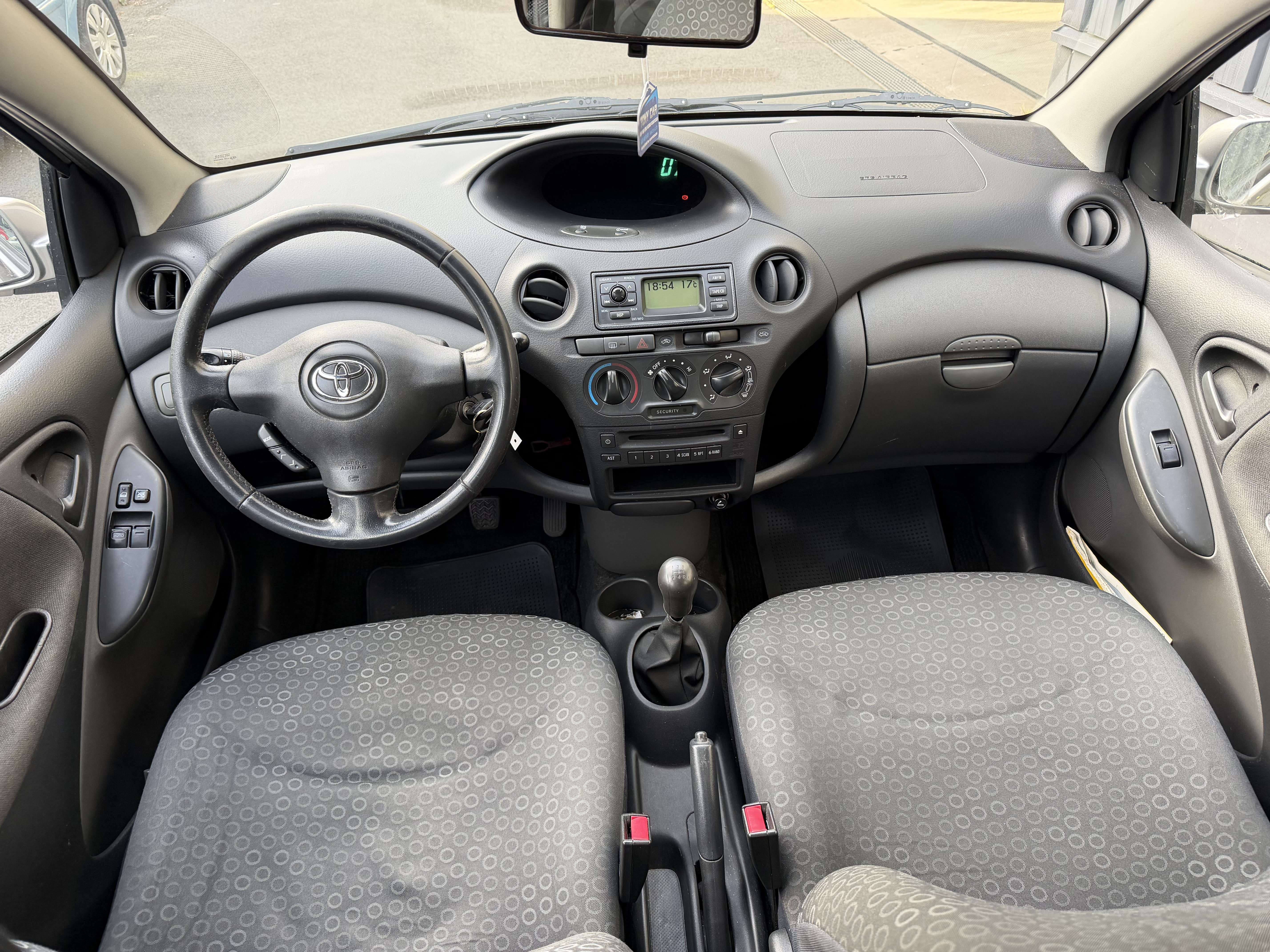 Toyota Yaris Yaris 1.3i VVT-i 16v* Garantie 12 Mois✅