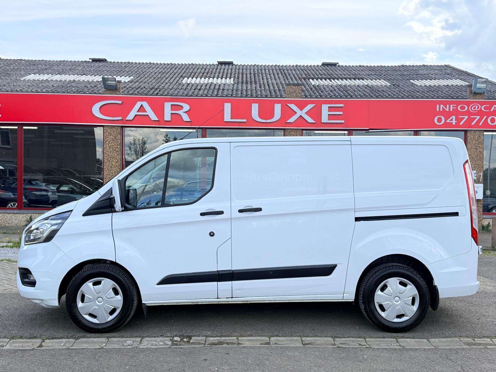 Ford Transit Custom 2.0 TDCi 130CV BOITE AUTO 3 PLACES L2H1 TVAC