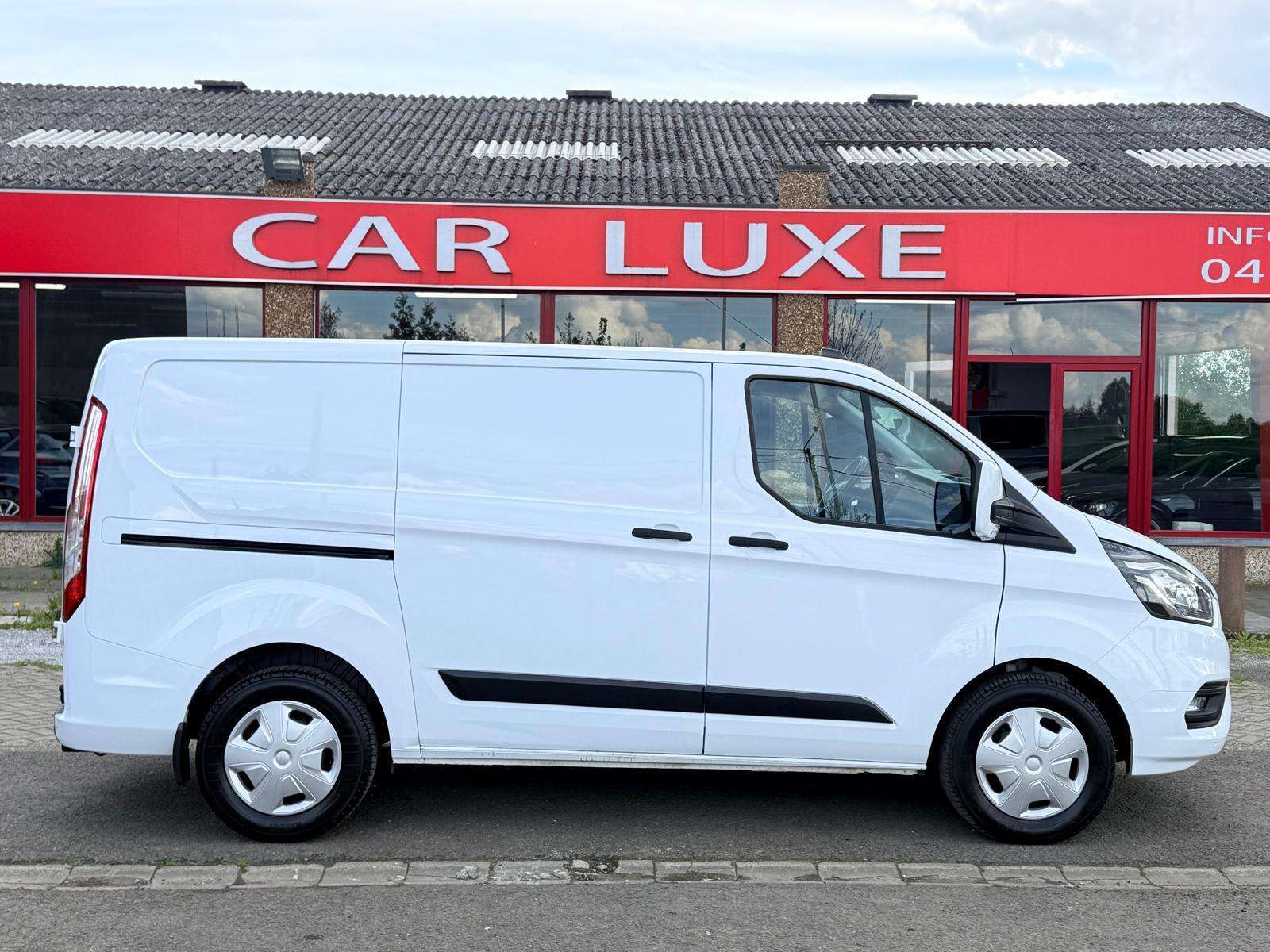 Ford Transit Custom 2.0 TDCi 130CV BOITE AUTO 3 PLACES L2H1 TVAC