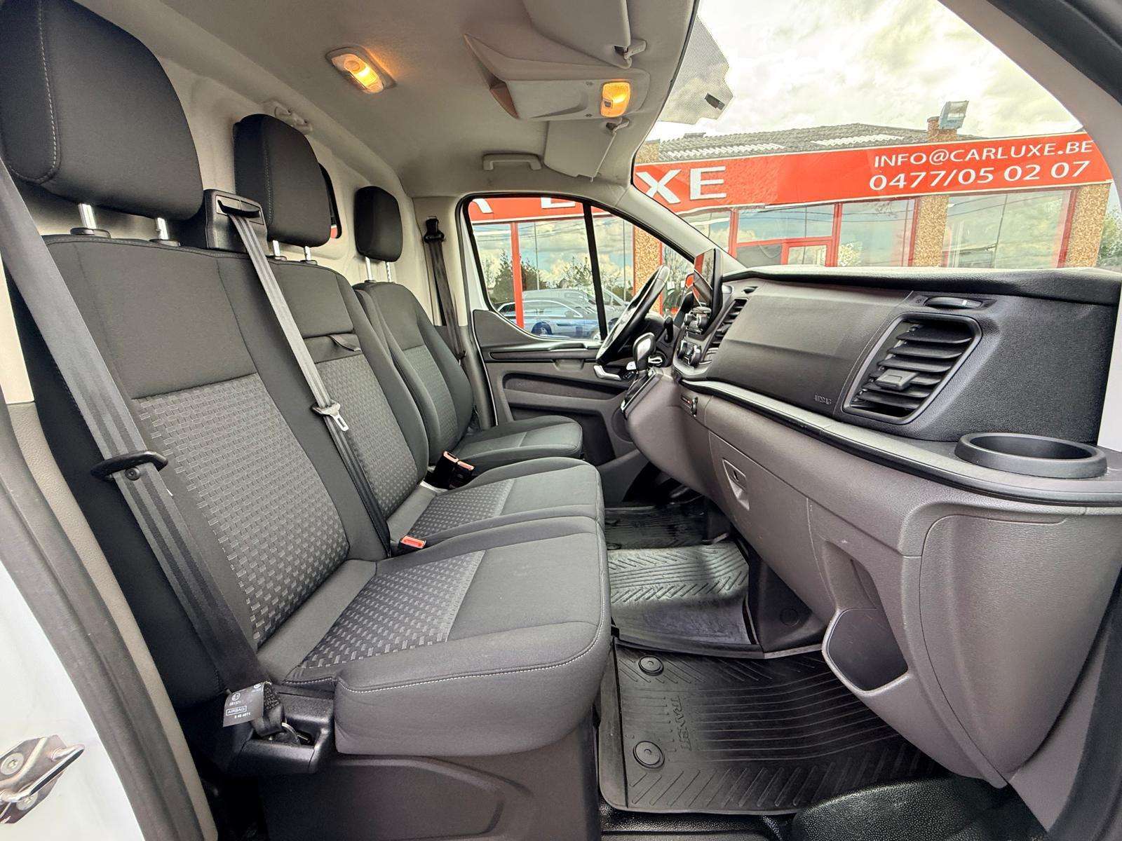 Ford Transit Custom 2.0 TDCi 130CV BOITE AUTO 3 PLACES L2H1 TVAC