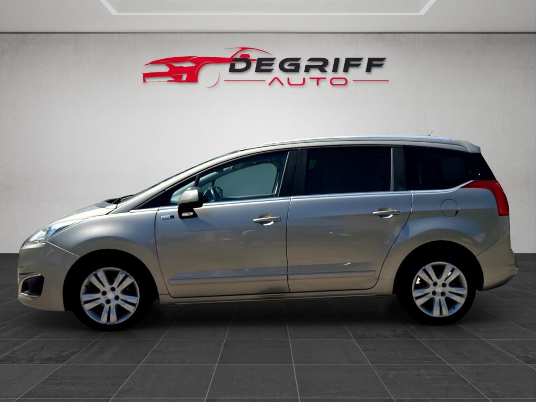 Peugeot 5008 1.6 BlueHDi 120ch SS EAT6 7 Places Allure