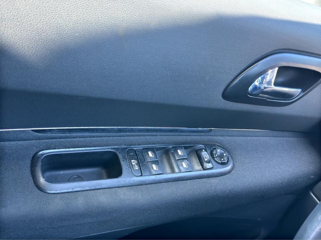 Peugeot 5008 1.6 BlueHDi 120ch SS EAT6 7 Places Allure