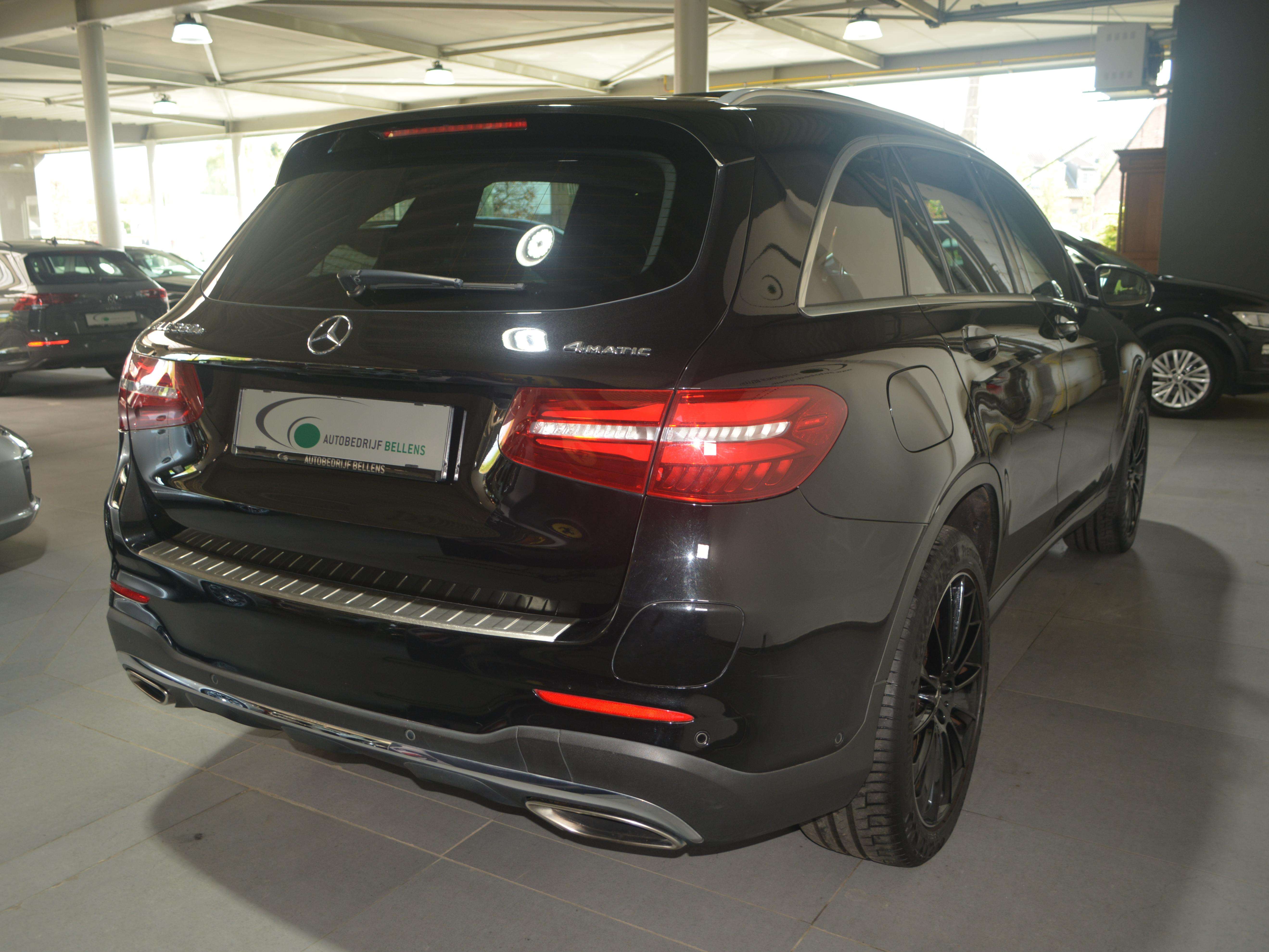 Mercedes-Benz GLC 350 GLC Coupé 350 e 4-Matic PHEV AMG / NAVI + CAMERA / PANO / AUT. TREKHAAK