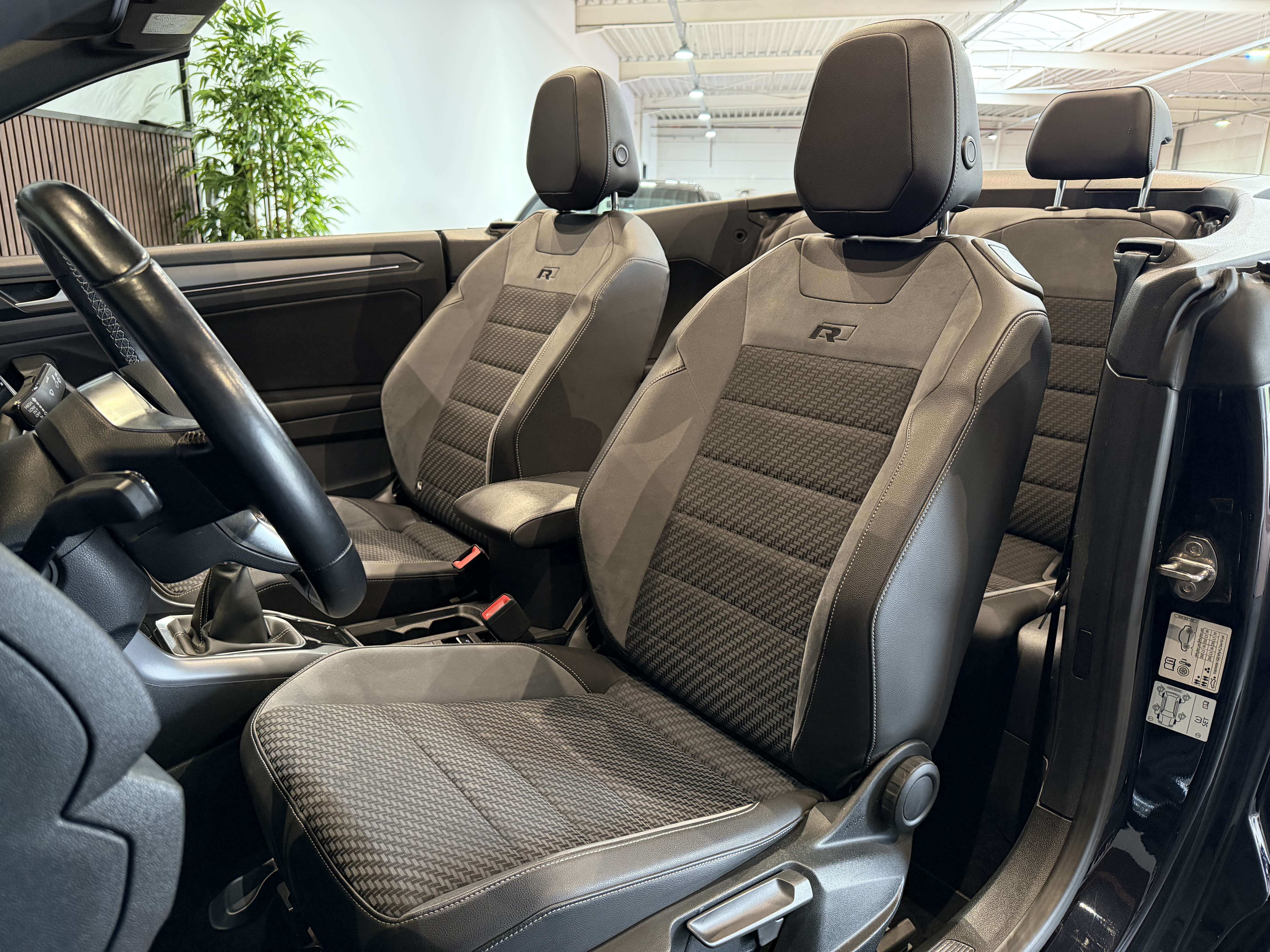 Volkswagen T-Roc Cabriolet 1.5 TSI R-Line - GARANTIE 12MOIS - 1ERPR