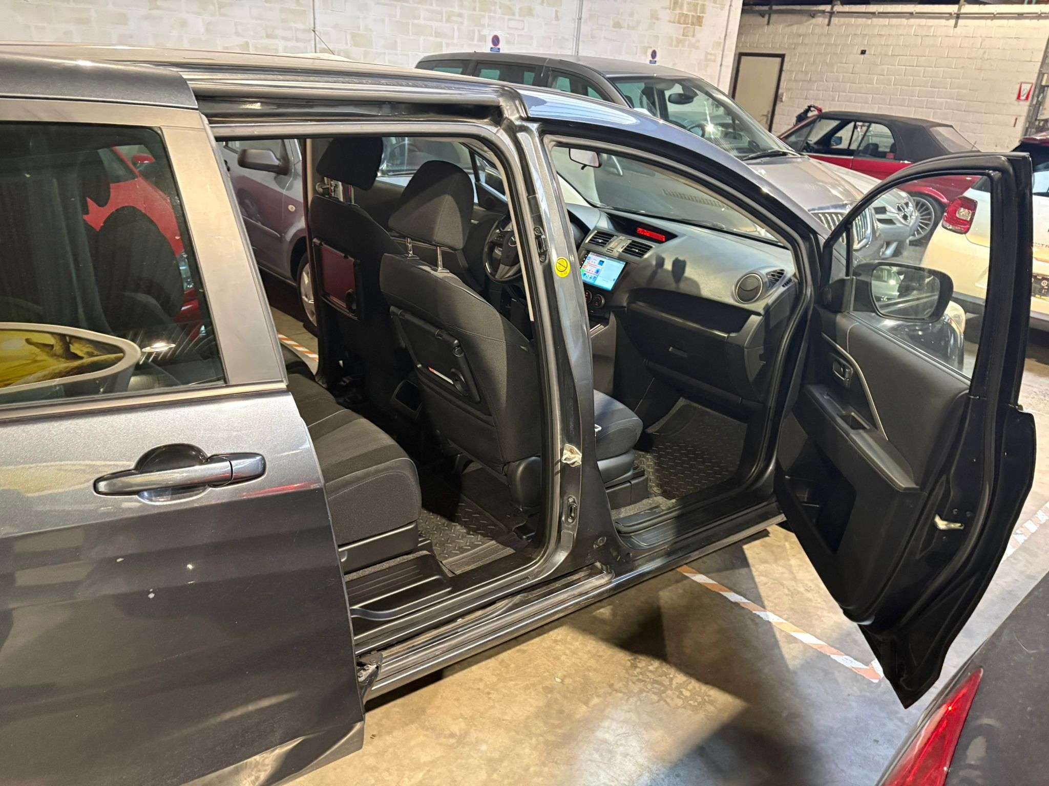 Mazda 5 1.6 CDVi 7 ZITPLAATSEN EURO 5