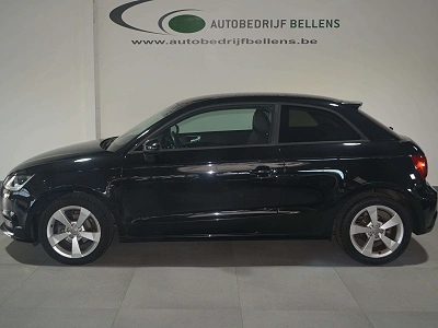 Audi A1 A1 1.0 TFSI Sport / NAVI / LEDER-ALCANTARE