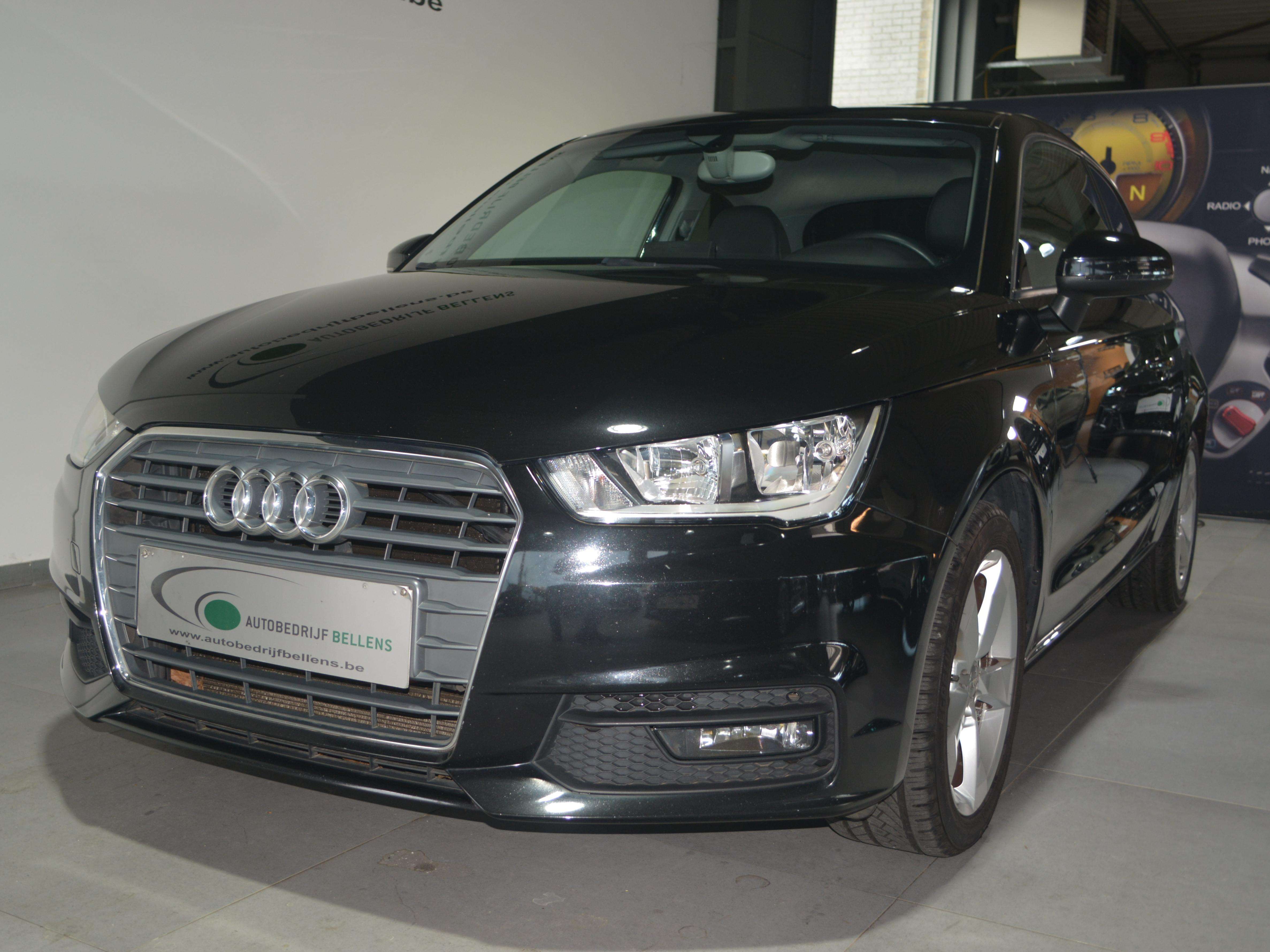 Audi A1 A1 1.0 TFSI Sport / NAVI / LEDER-ALCANTARE