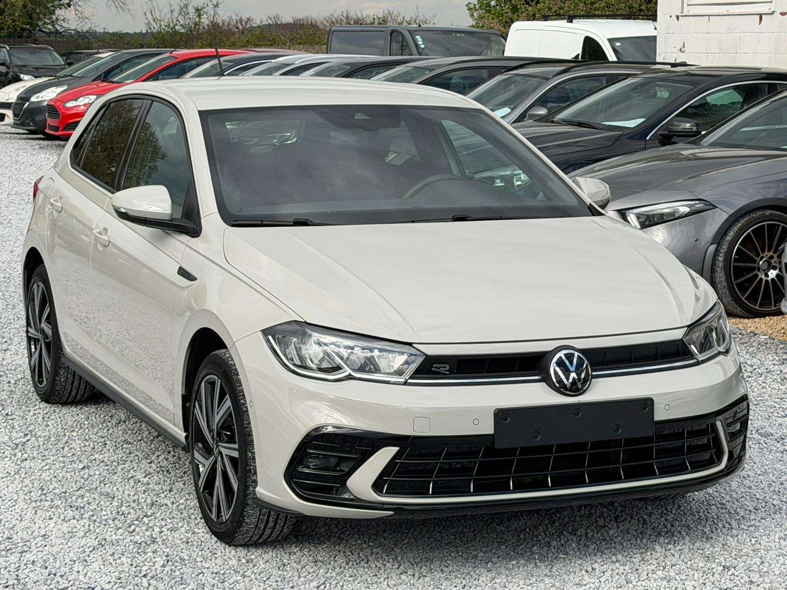 Volkswagen Polo 1.0 TSI - R LINE - New Model - Apple CarPlay