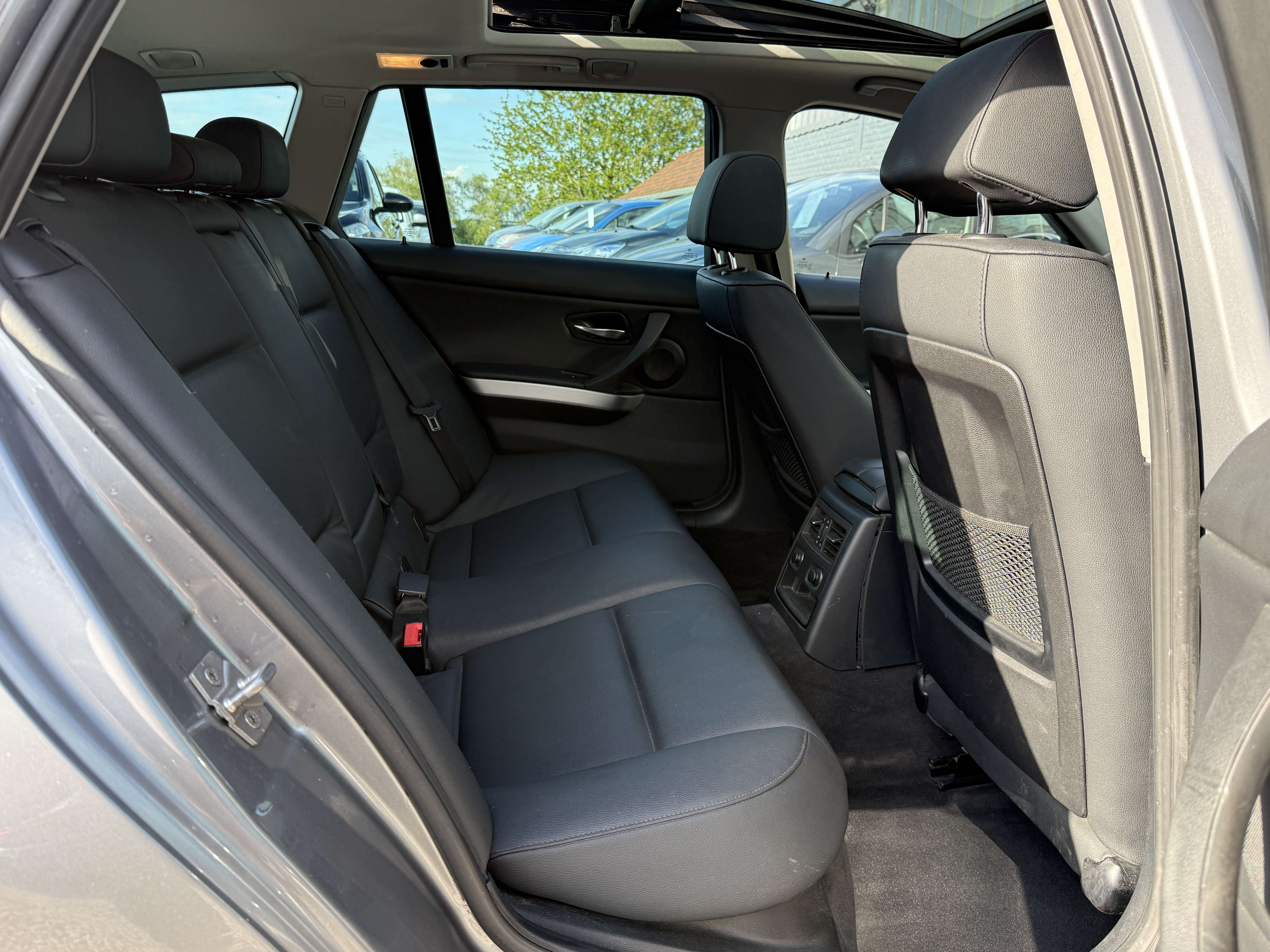 BMW 318 Touring 318iA M-Pack | Automatique |