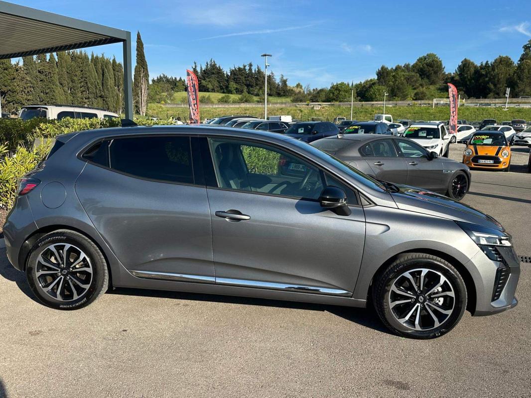 Renault Clio V E-Tech full hybrid 145 ch GSR2 Techno