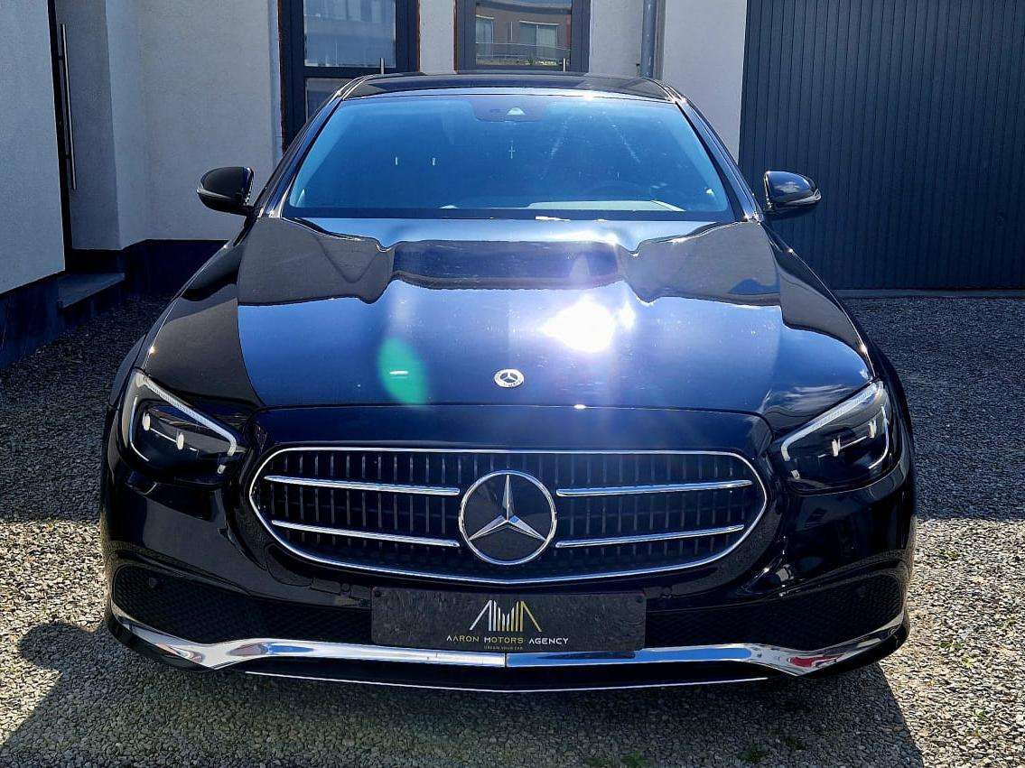 Mercedes-Benz E 200 D/ Automatique/ 9G-TRONIC/ Eclairage Ambiance