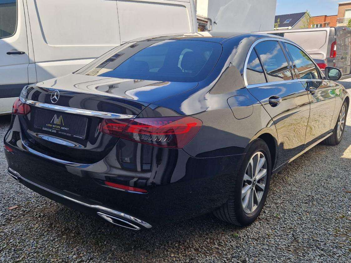 Mercedes-Benz E 200 D/ Automatique/ 9G-TRONIC/ Eclairage Ambiance