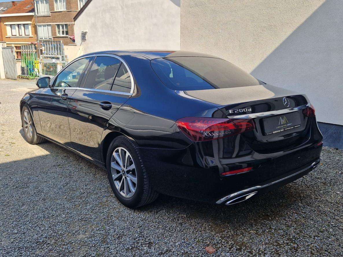 Mercedes-Benz E 200 D/ Automatique/ 9G-TRONIC/ Eclairage Ambiance