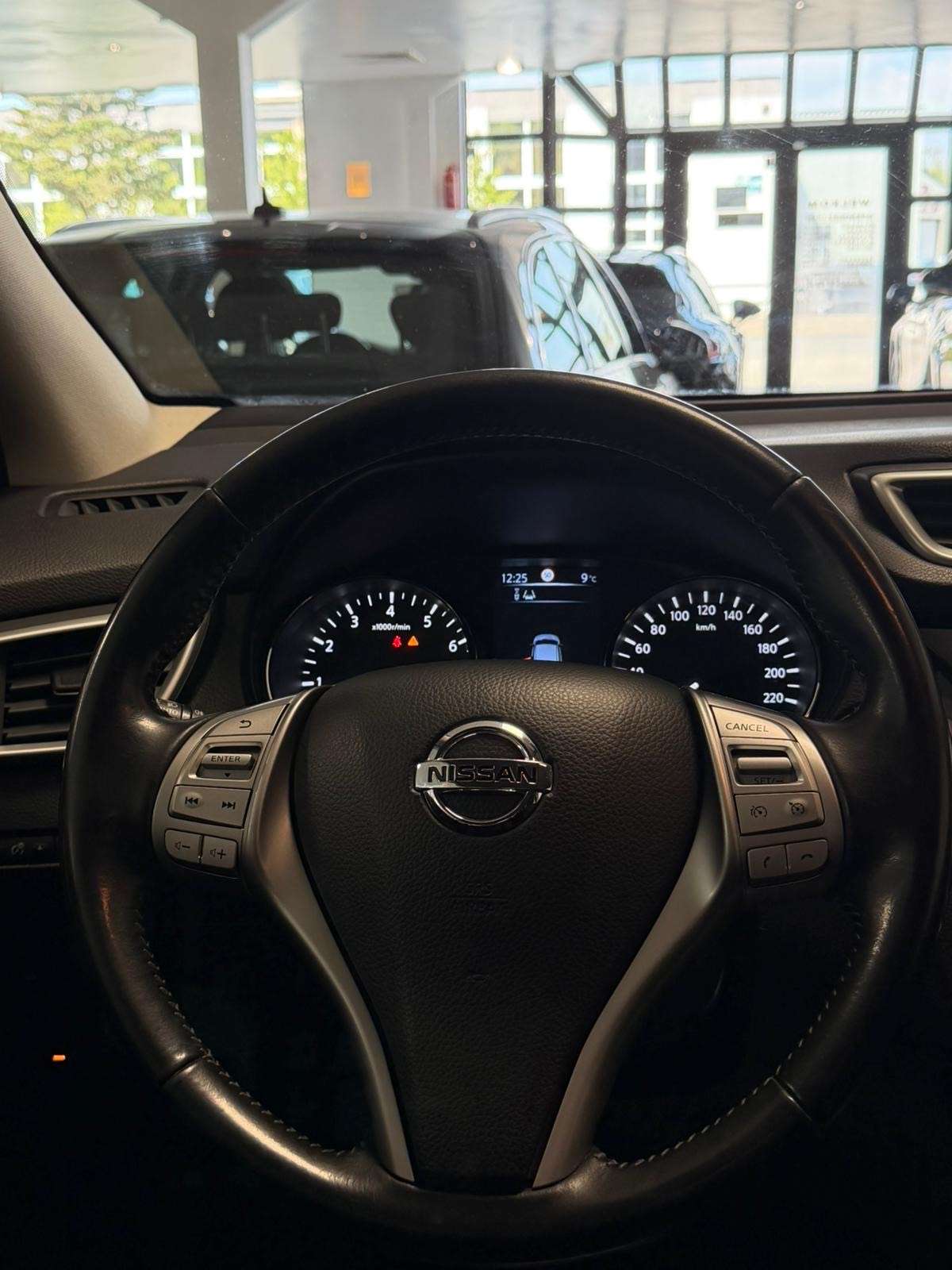 Nissan Qashqai Qashqai 1.2 DIG-T 2WD N-Connecta