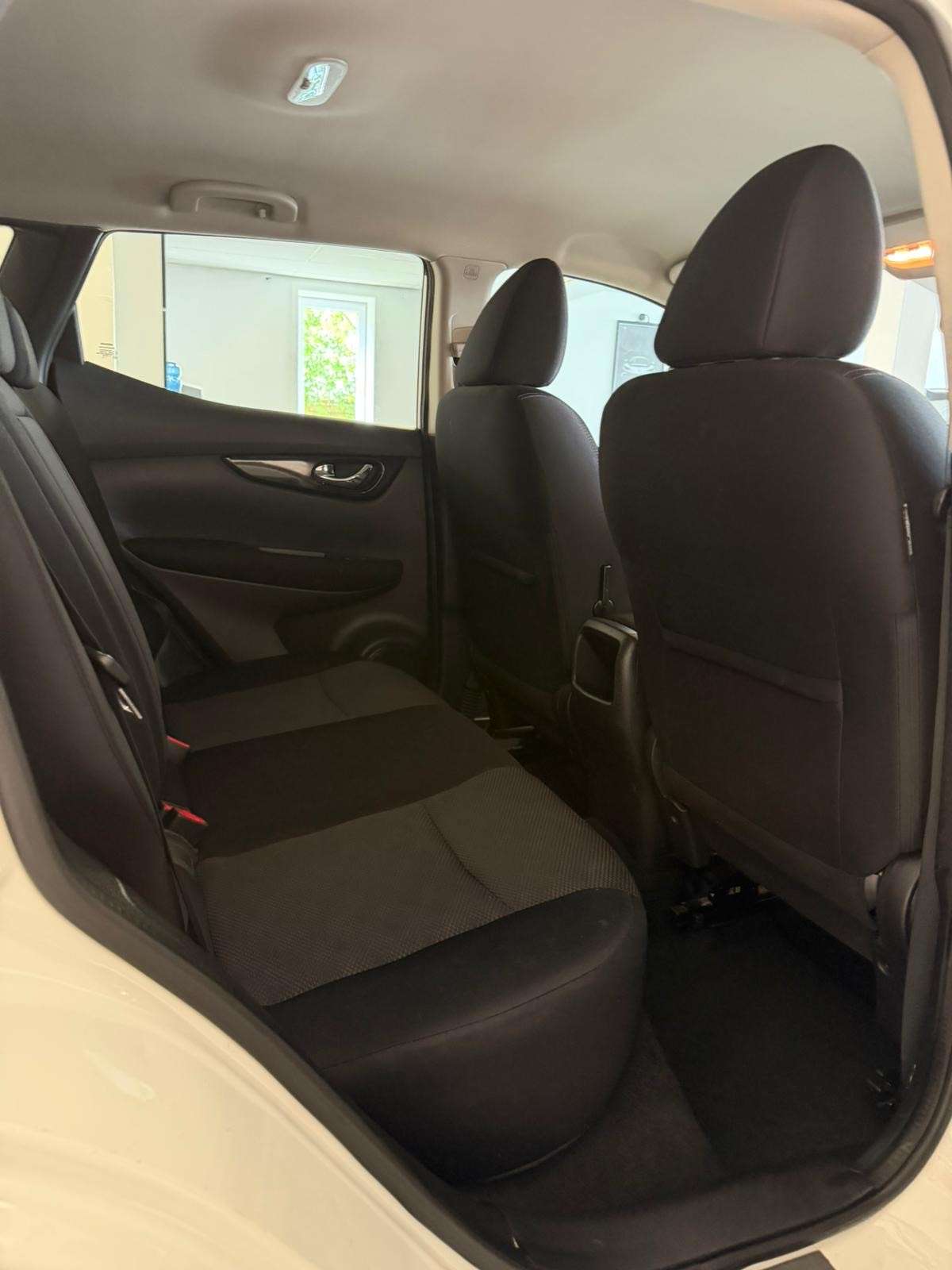 Nissan Qashqai Qashqai 1.2 DIG-T 2WD N-Connecta