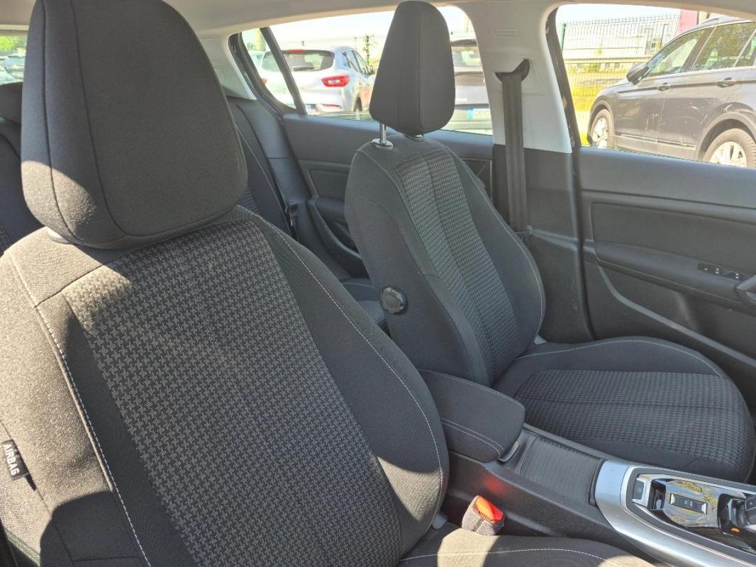 Peugeot 308 GENERATION-II 1.5 BLUEHDI 130 EAT8 Active Business 9992 Hors Taxes 1ÉRE MAIN