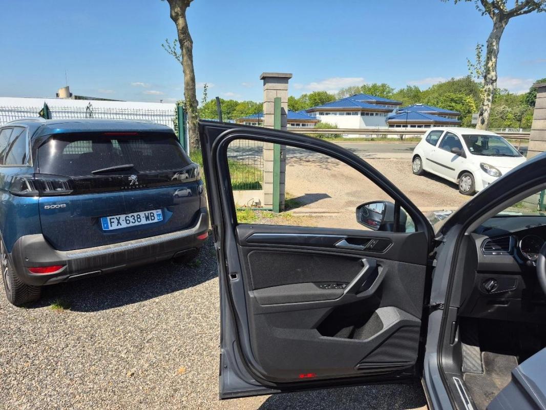 Volkswagen Tiguan 1.5 TSI 150 DSG7 LIFE BUSINESS 21658 HT 1ÉRE MAIN