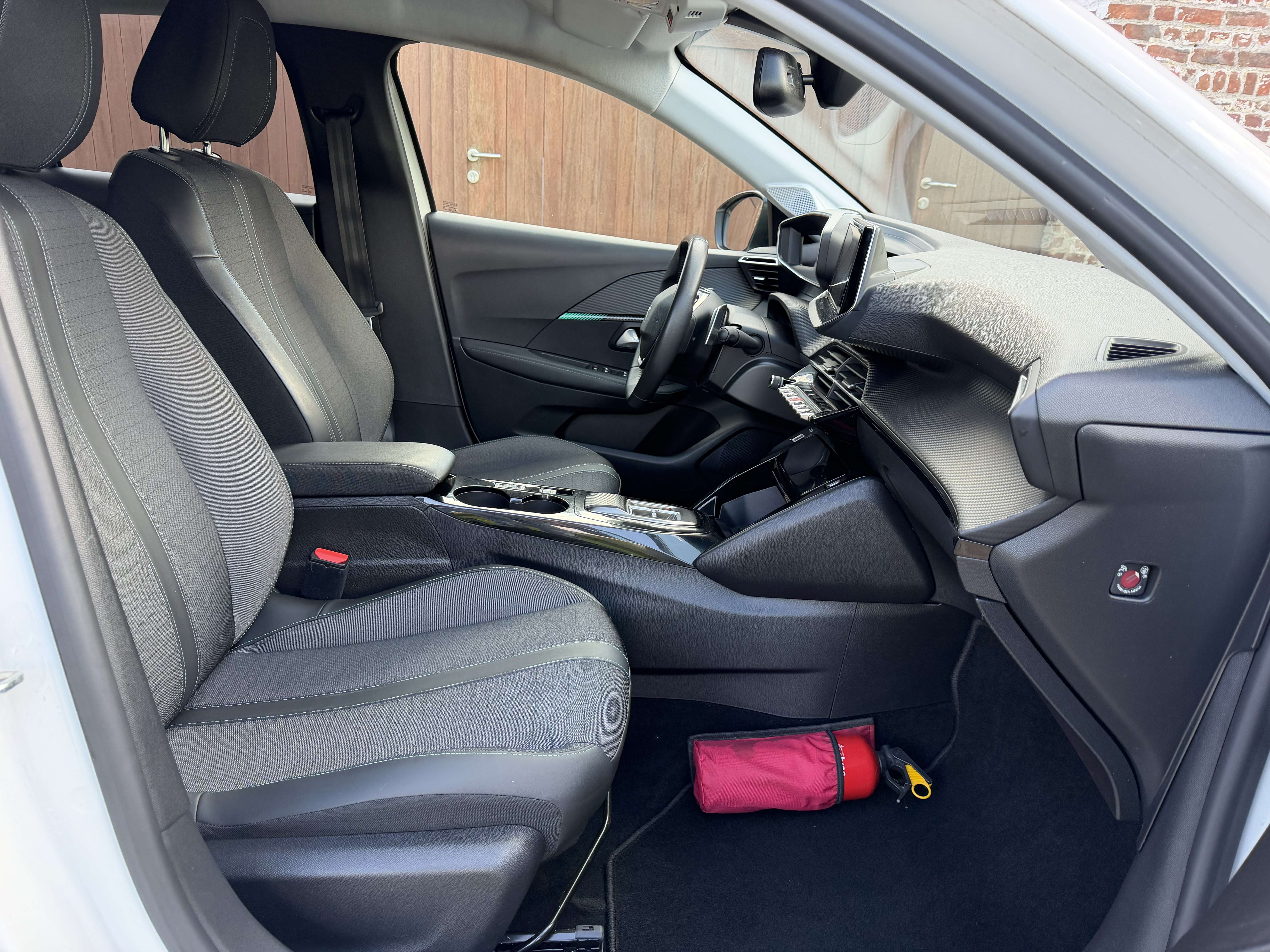 Peugeot 208 1.2i PureTech GT Pack *CAMERA*CRUISE*GARANTIE*