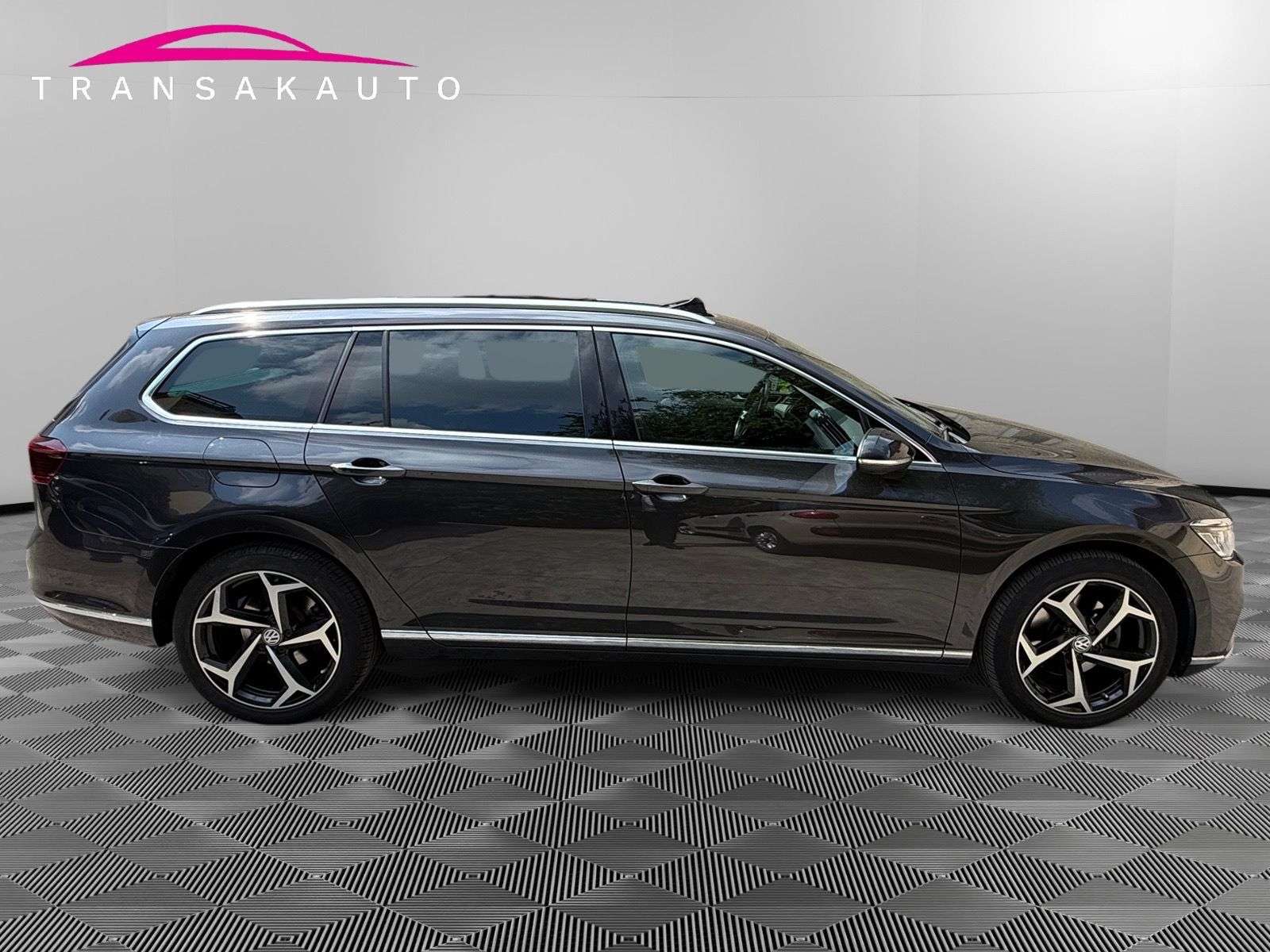 Volkswagen Passat Variant Passat SW 2.0 TDi SCR Elegance Business DSG/TOIT OUVRANT/BOITE AUTO / GARANTIE 12 MOIS VW
