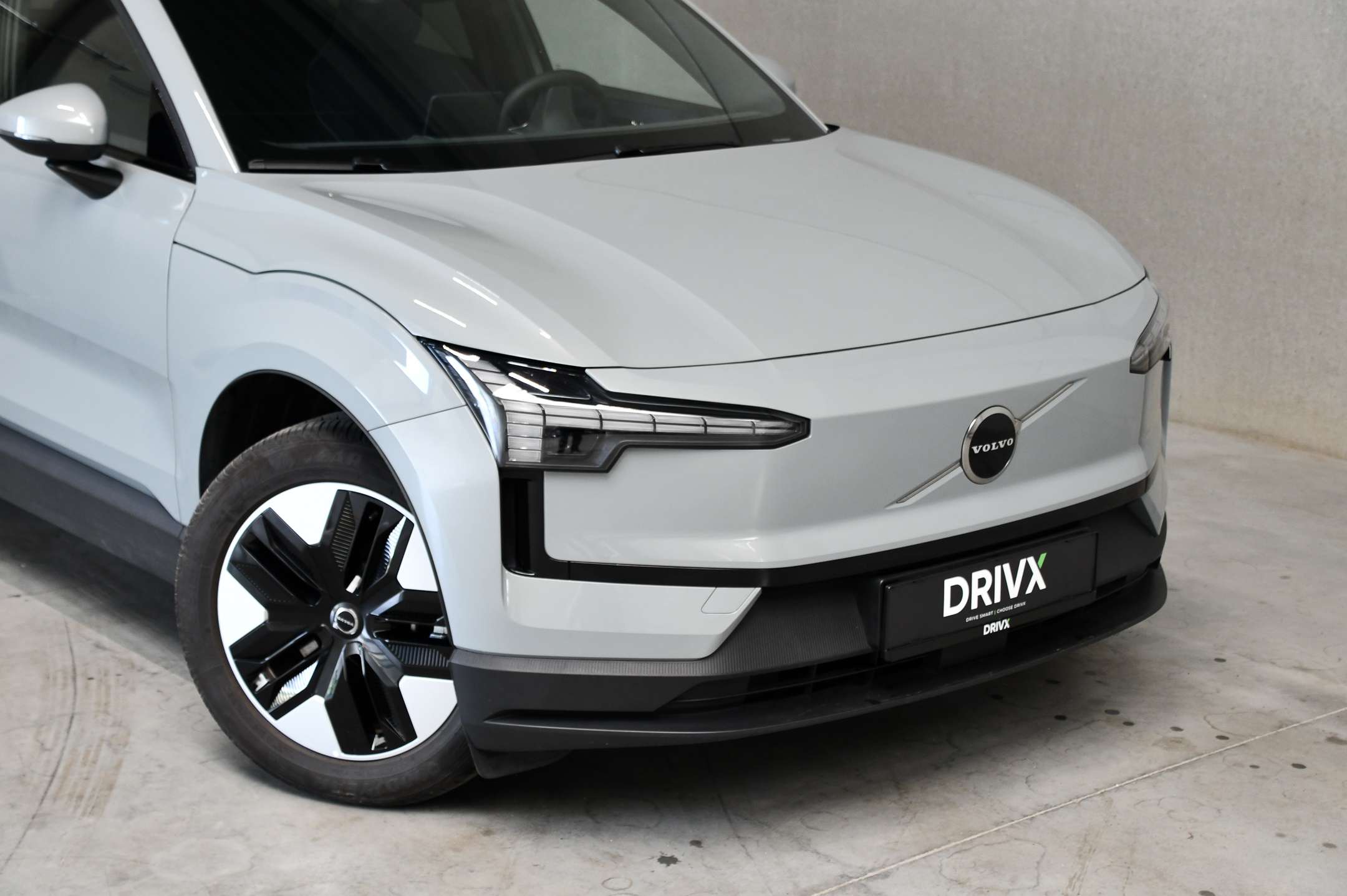 Volvo EX30 69 kWh I Single motor I Extended Range I Zetelverwarming I Getinte ramen