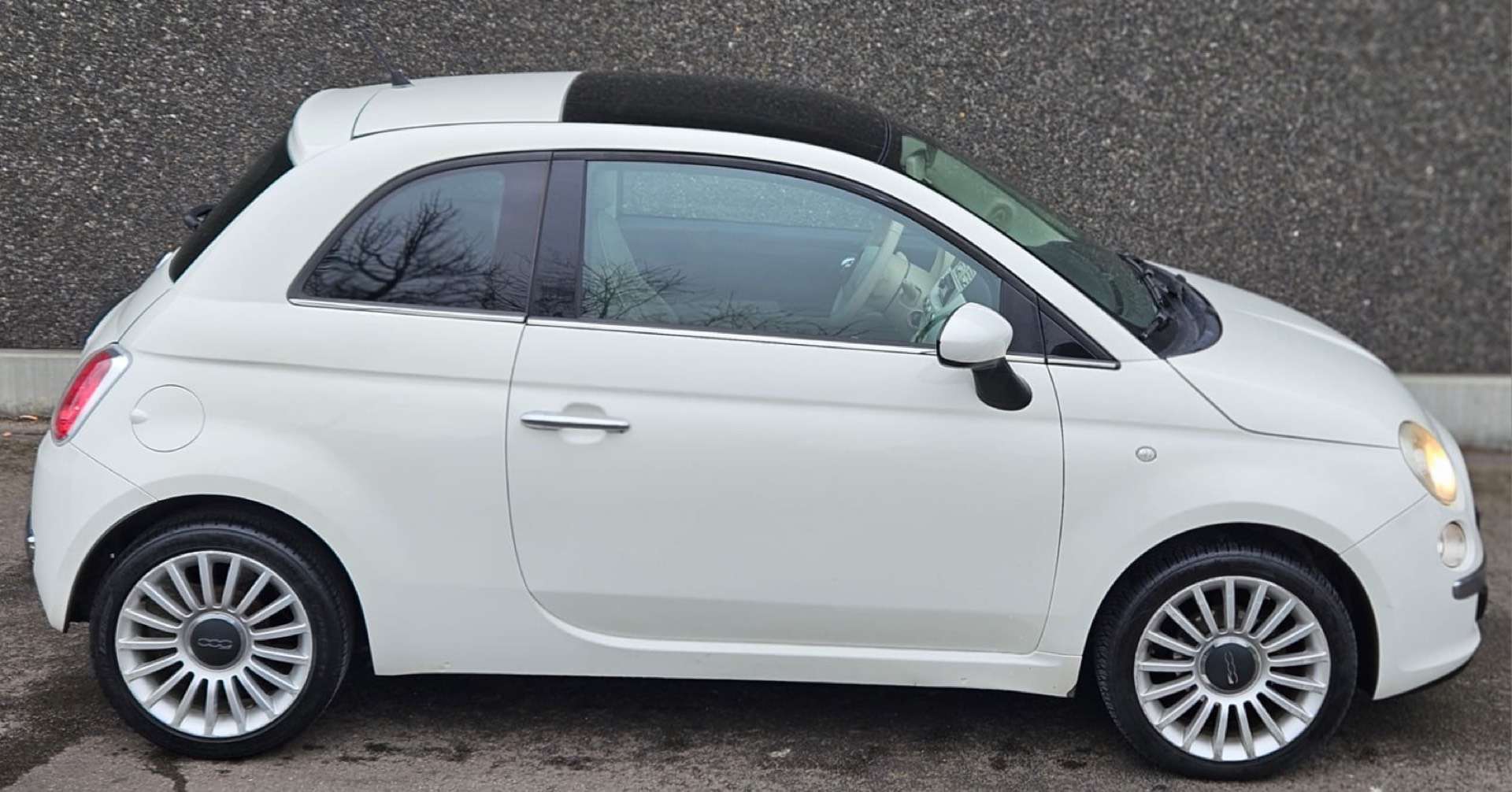 Fiat 500 *** 1.3 Diesel - Euro 5 - Pano - USB - EXPORT **