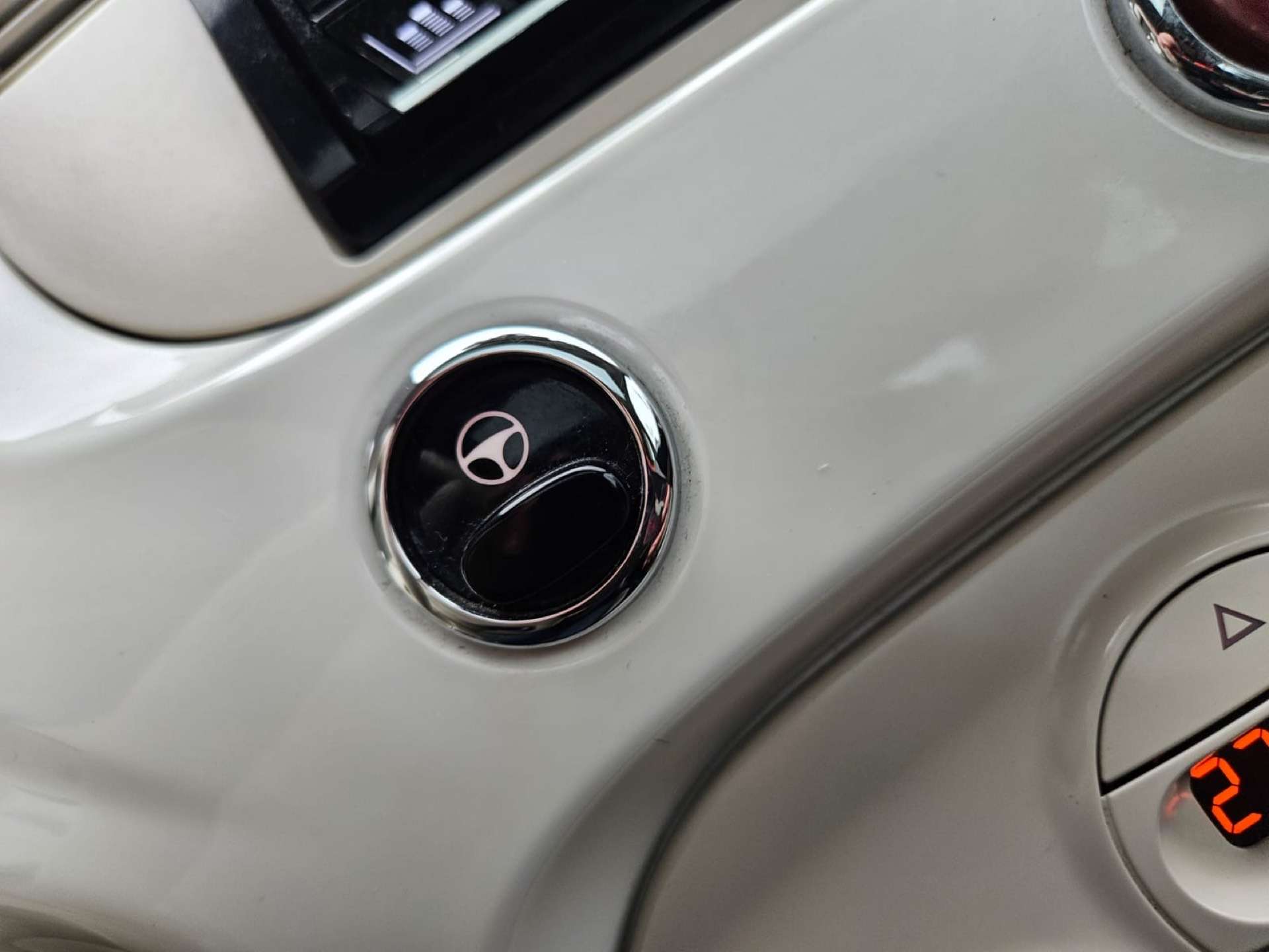 Fiat 500 *** 1.3 Diesel - Euro 5 - Pano - USB - EXPORT **