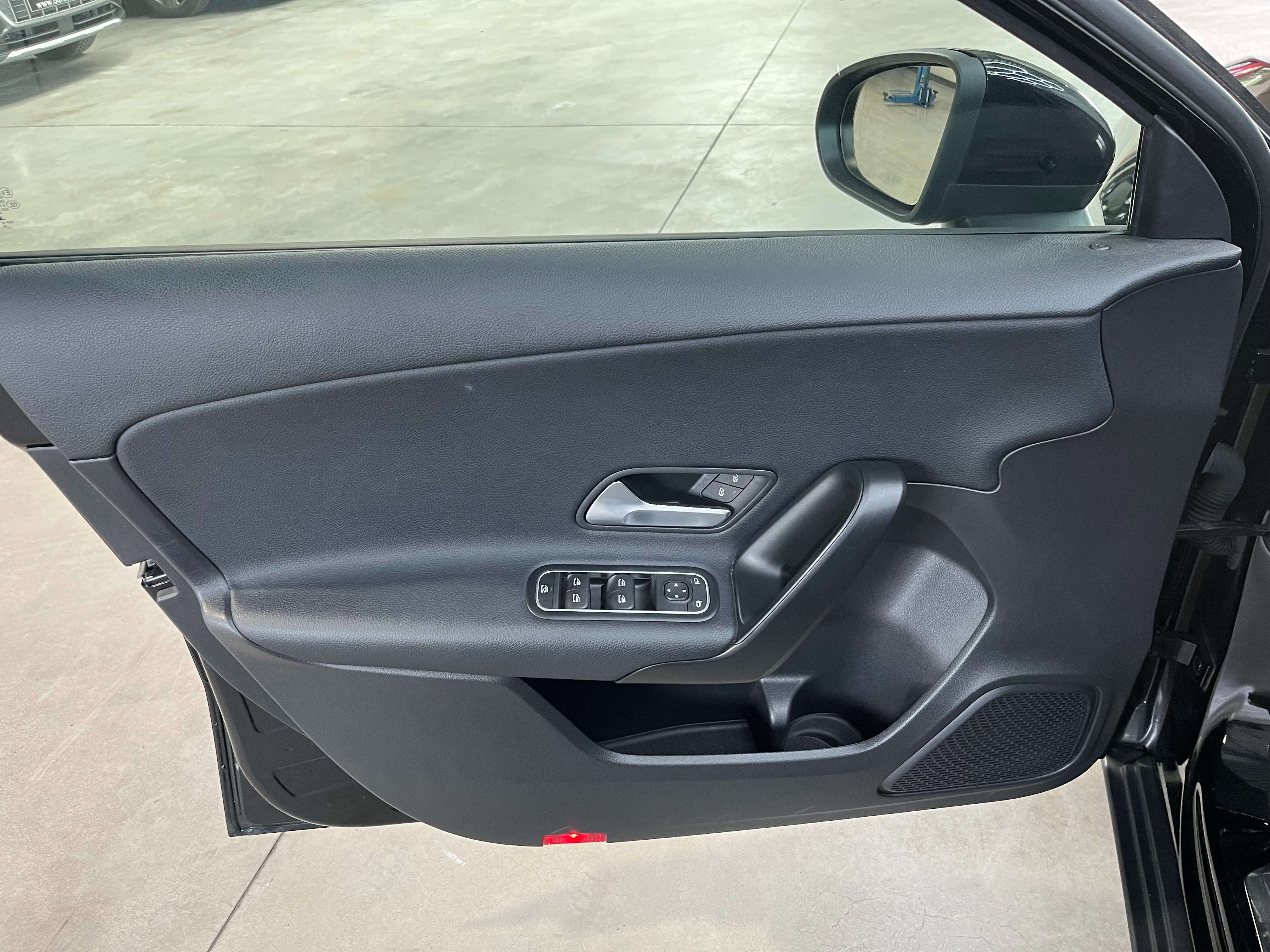 Mercedes-Benz A 180 d - Boite Auto - TVA récupérable
