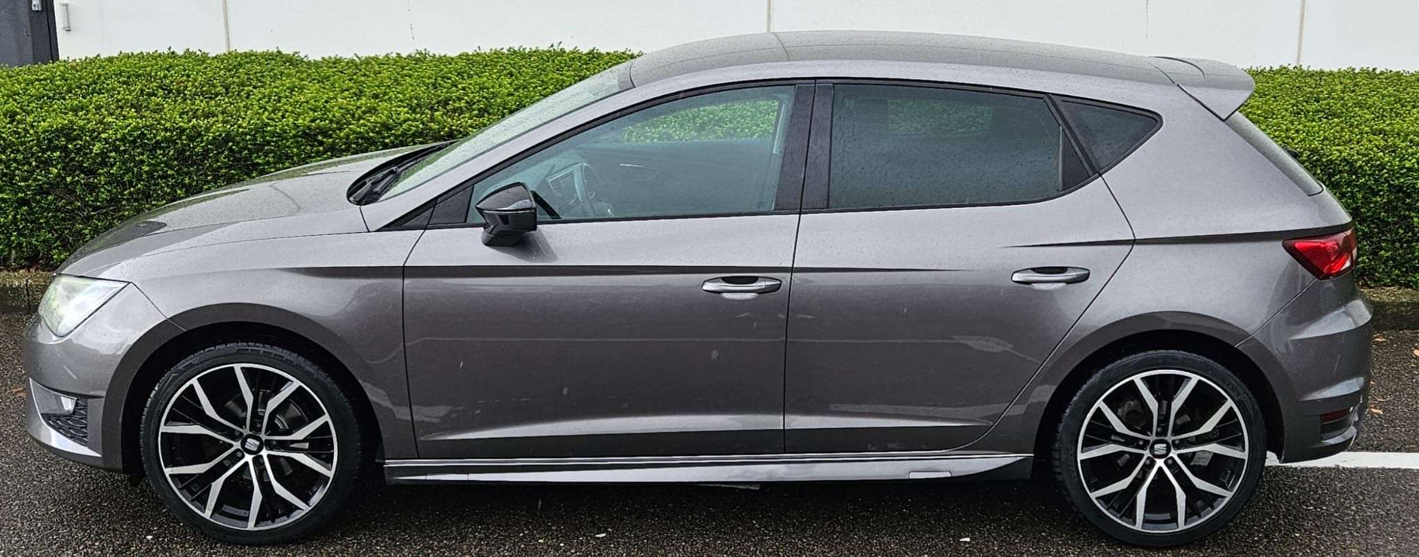 SEAT Leon *** FR - 1.6 Tdi - Top - PDC - Carpass ***