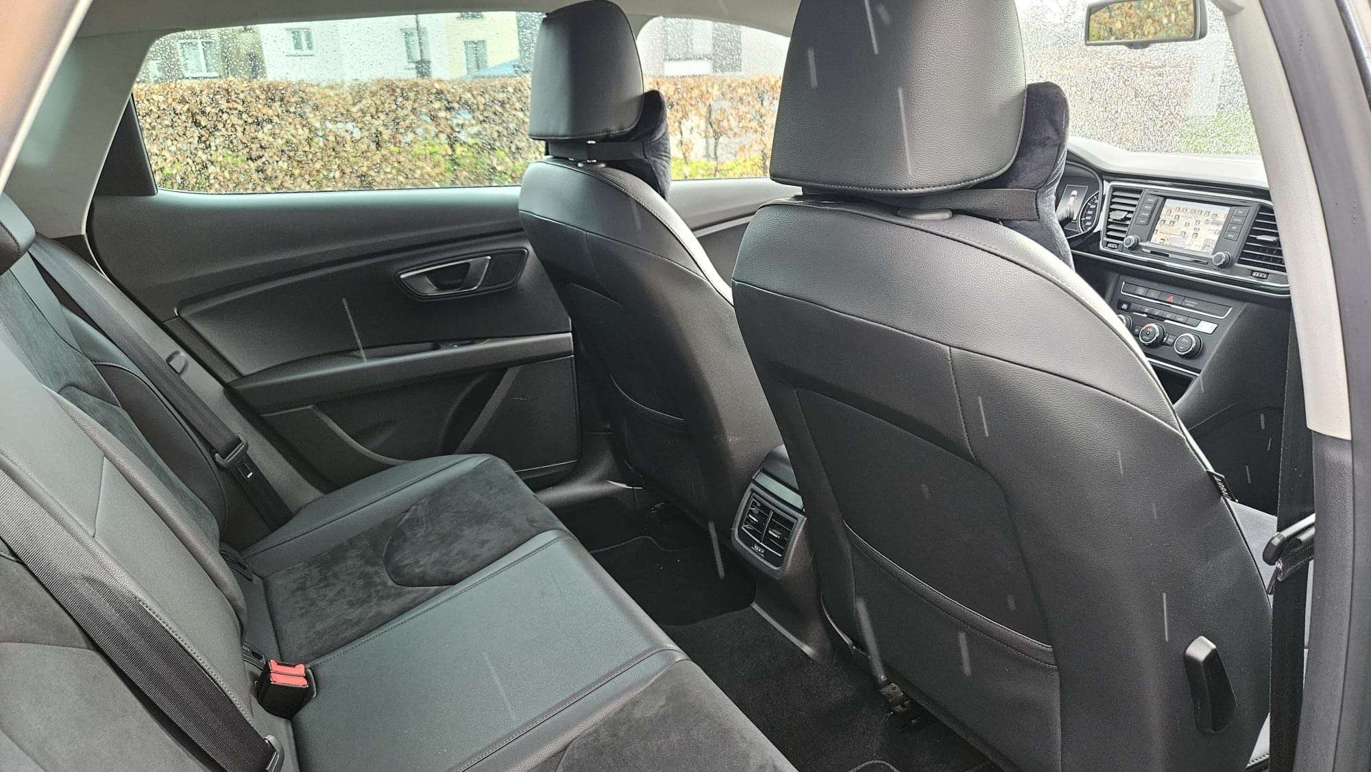 SEAT Leon *** FR - 1.6 Tdi - Top - PDC - Carpass ***