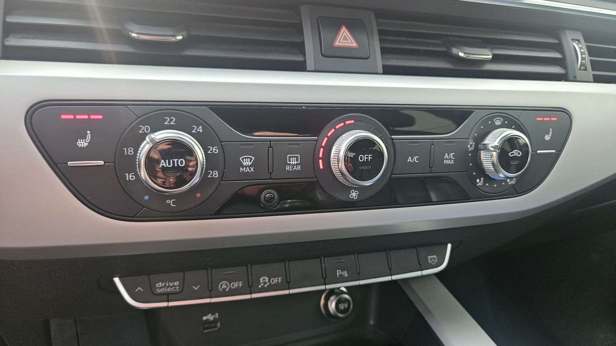 Audi A4 *** 35 Tfsi - MY2020 - Full option - BTW/TVA - Gar