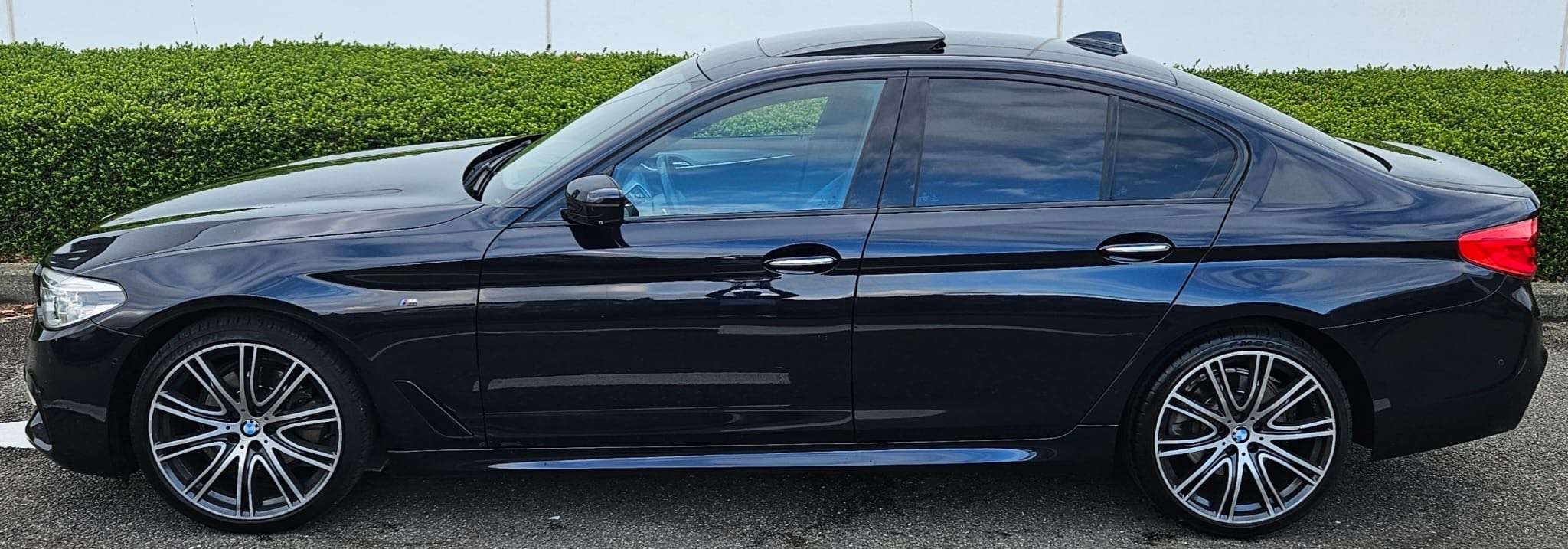 BMW 520 *** M Pack - Full option - 2018 - Carpass - Garant
