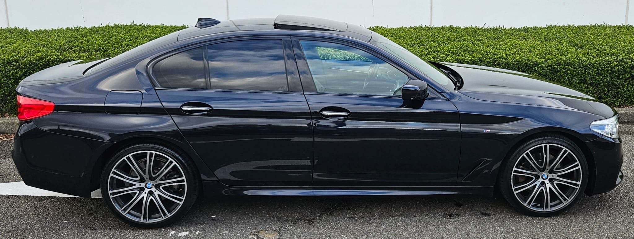 BMW 520 *** M Pack - Full option - 2018 - Carpass - Garant