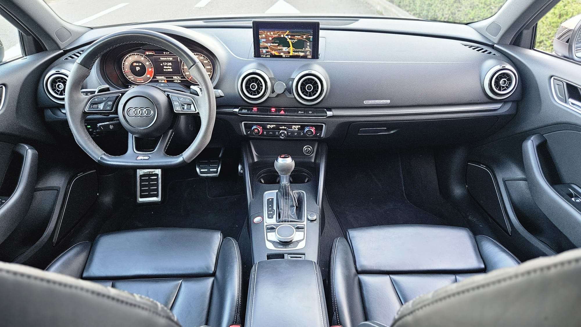 Audi RS3 *** RS interior - Pano - Camera - garantie ***
